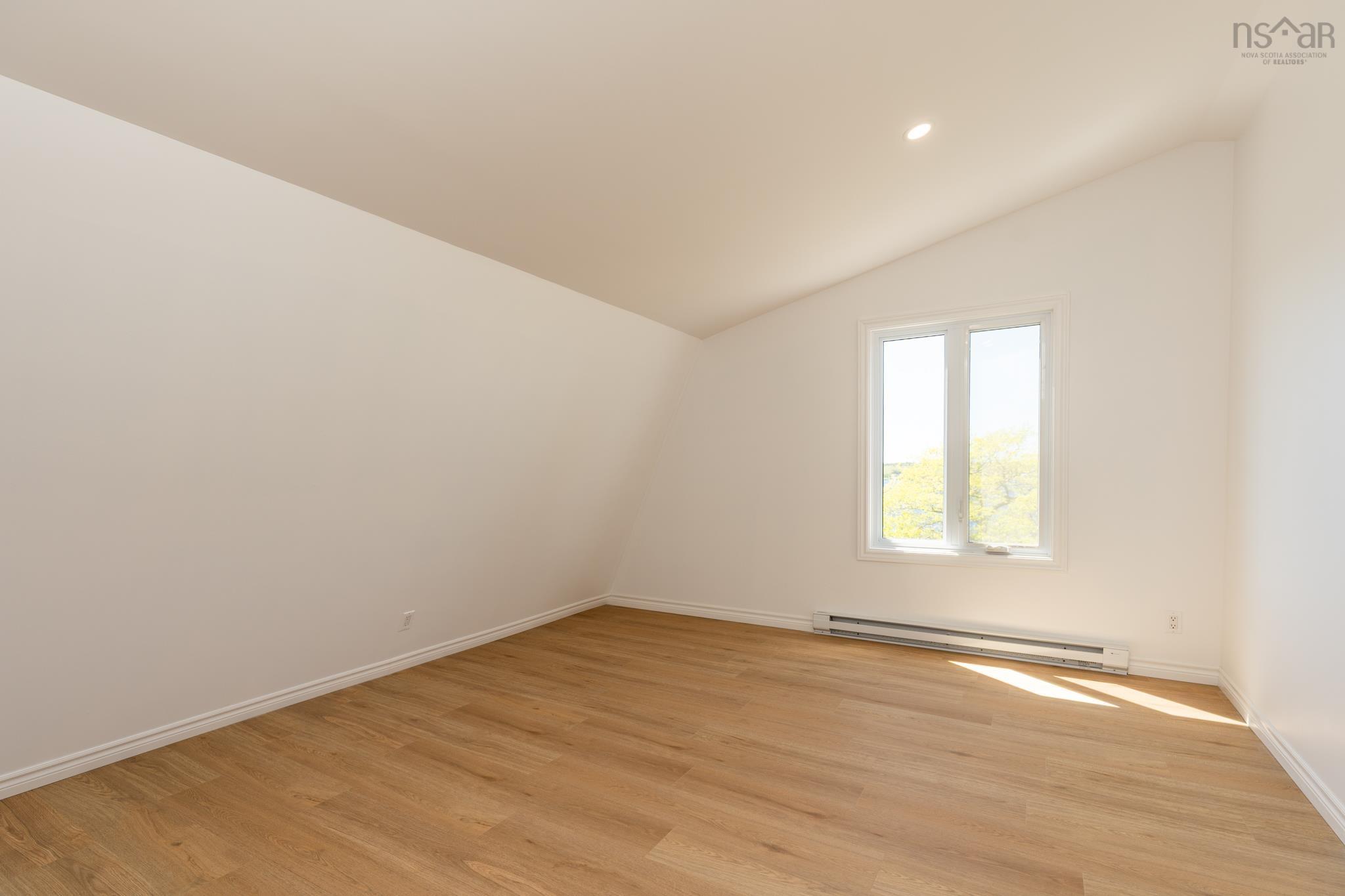 $1,200,000.00: 225 Canaan Road, Canaan