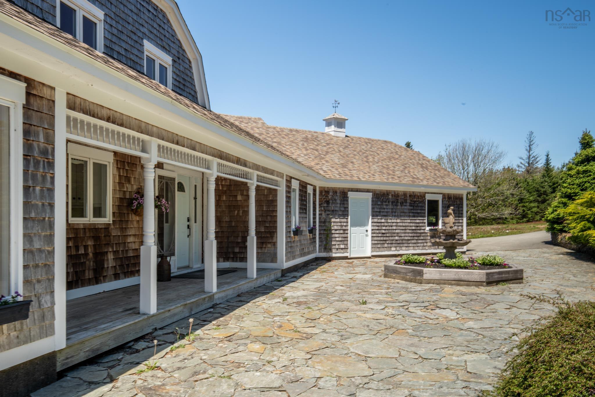 $1,200,000.00: 225 Canaan Road, Canaan