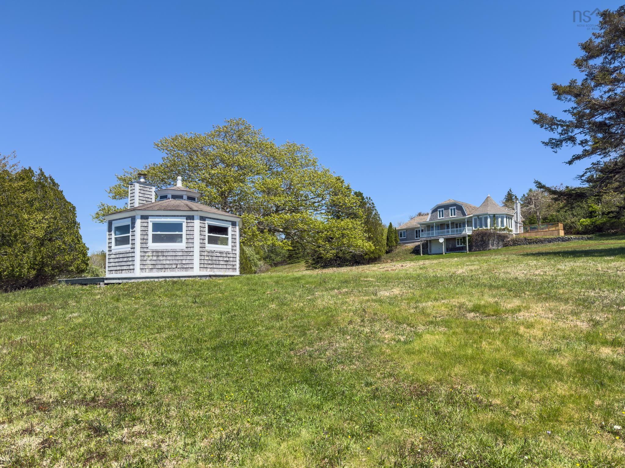 $1,200,000.00: 225 Canaan Road, Canaan