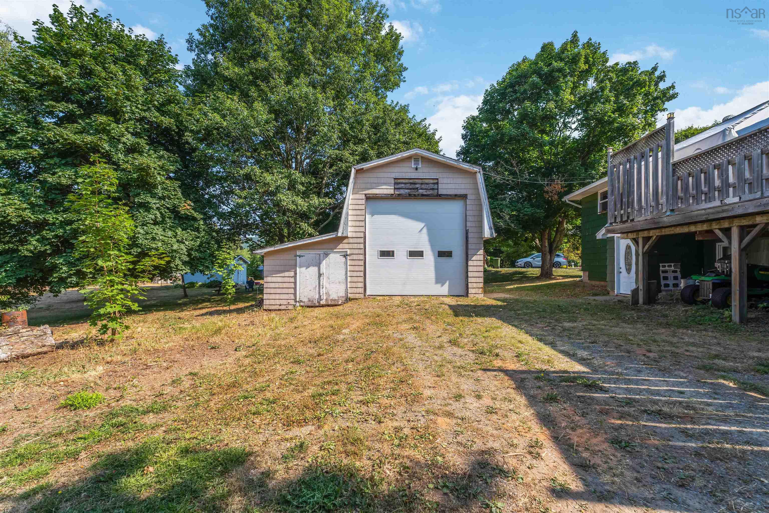 $475,000.00: 265 Black Hole, Sheffield Mills