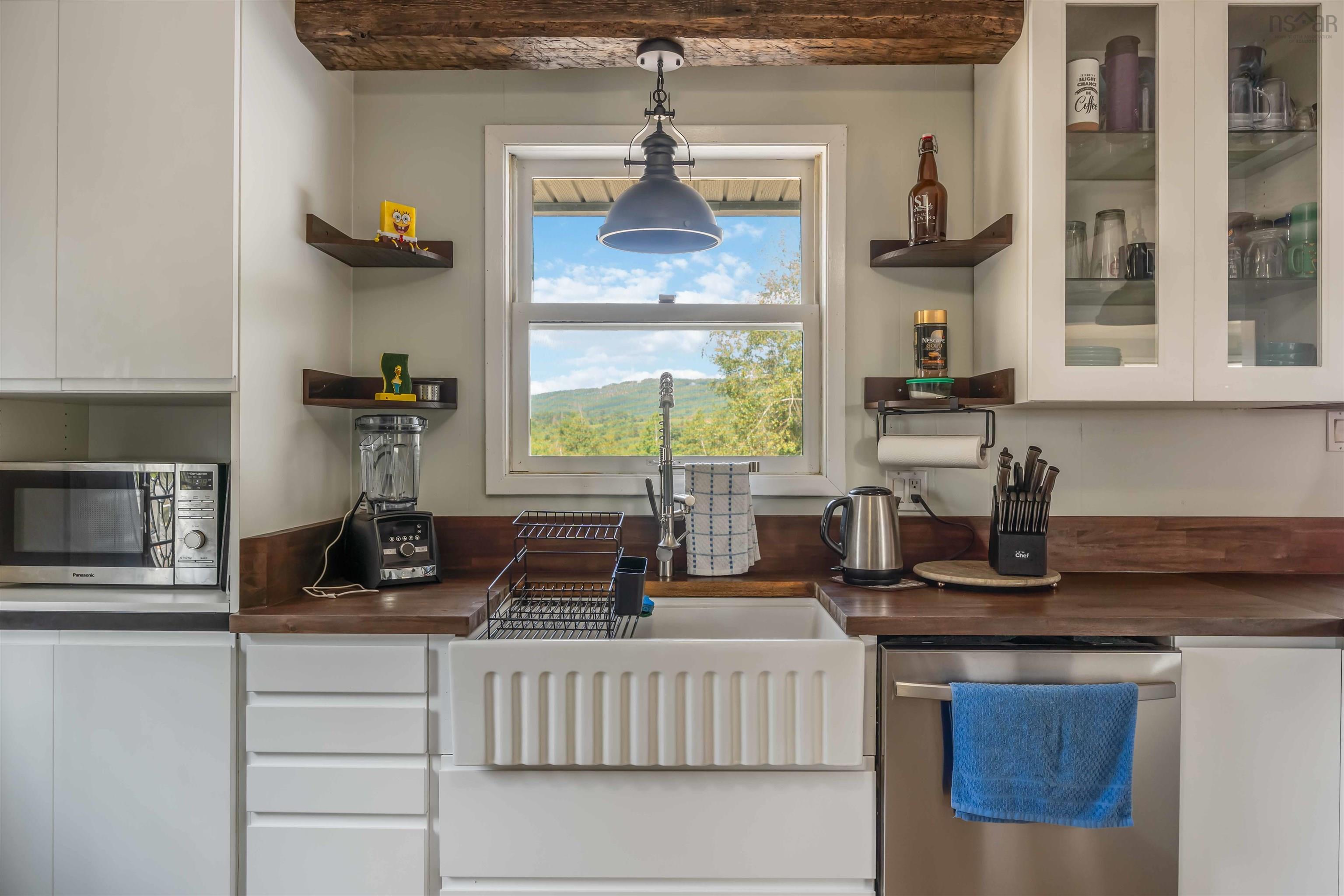 $475,000.00: 265 Black Hole, Sheffield Mills