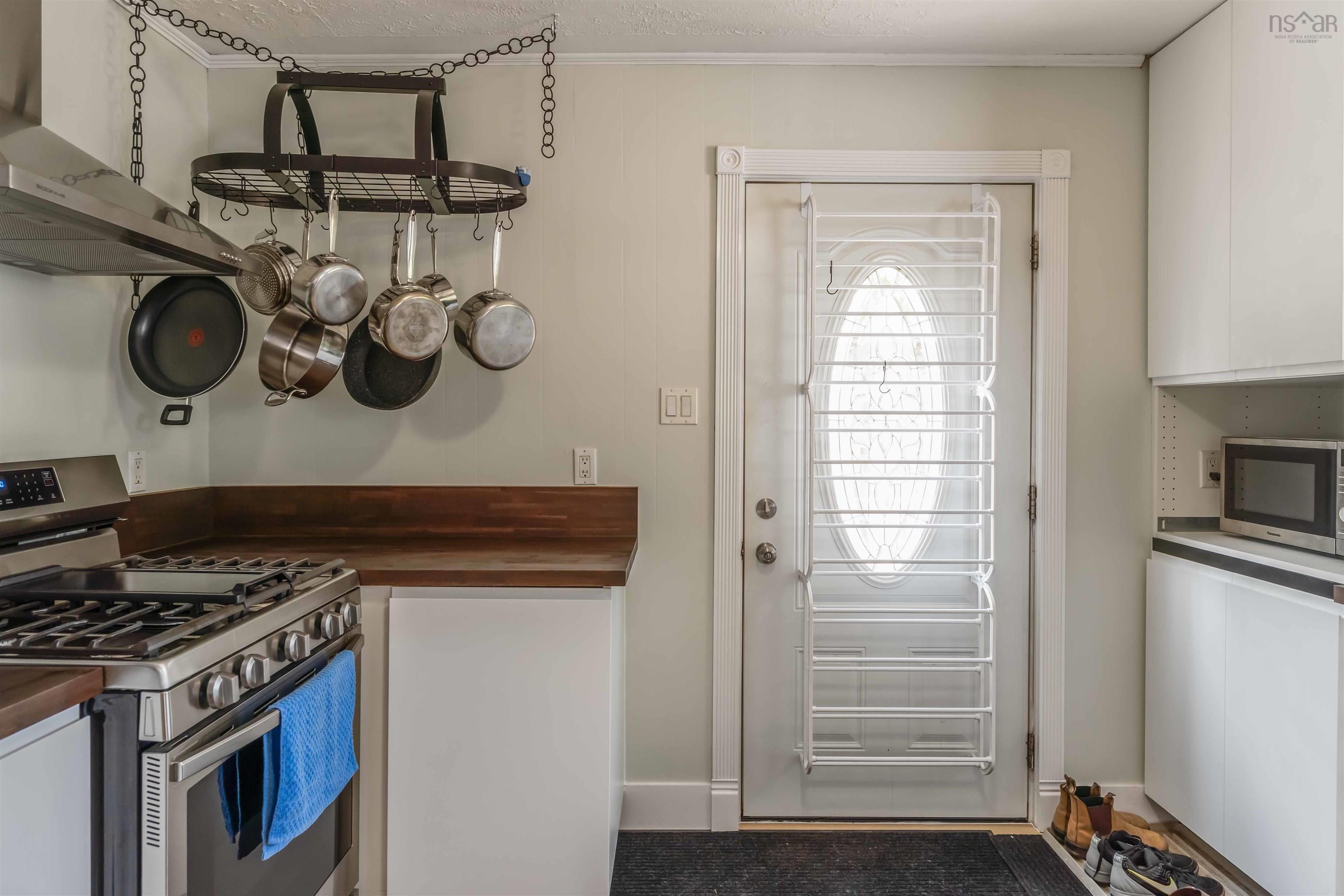 $475,000.00: 265 Black Hole, Sheffield Mills