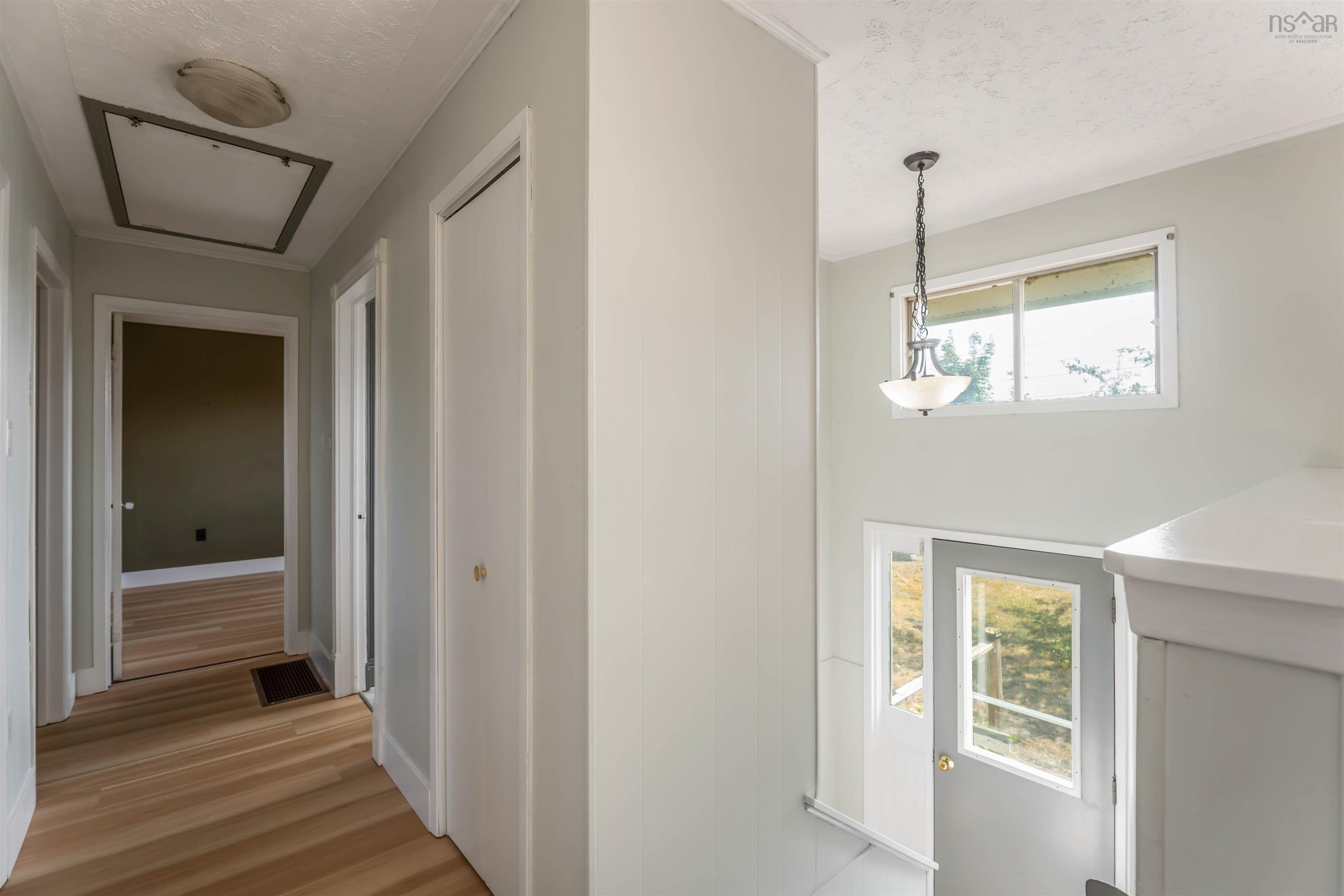 $475,000.00: 265 Black Hole, Sheffield Mills