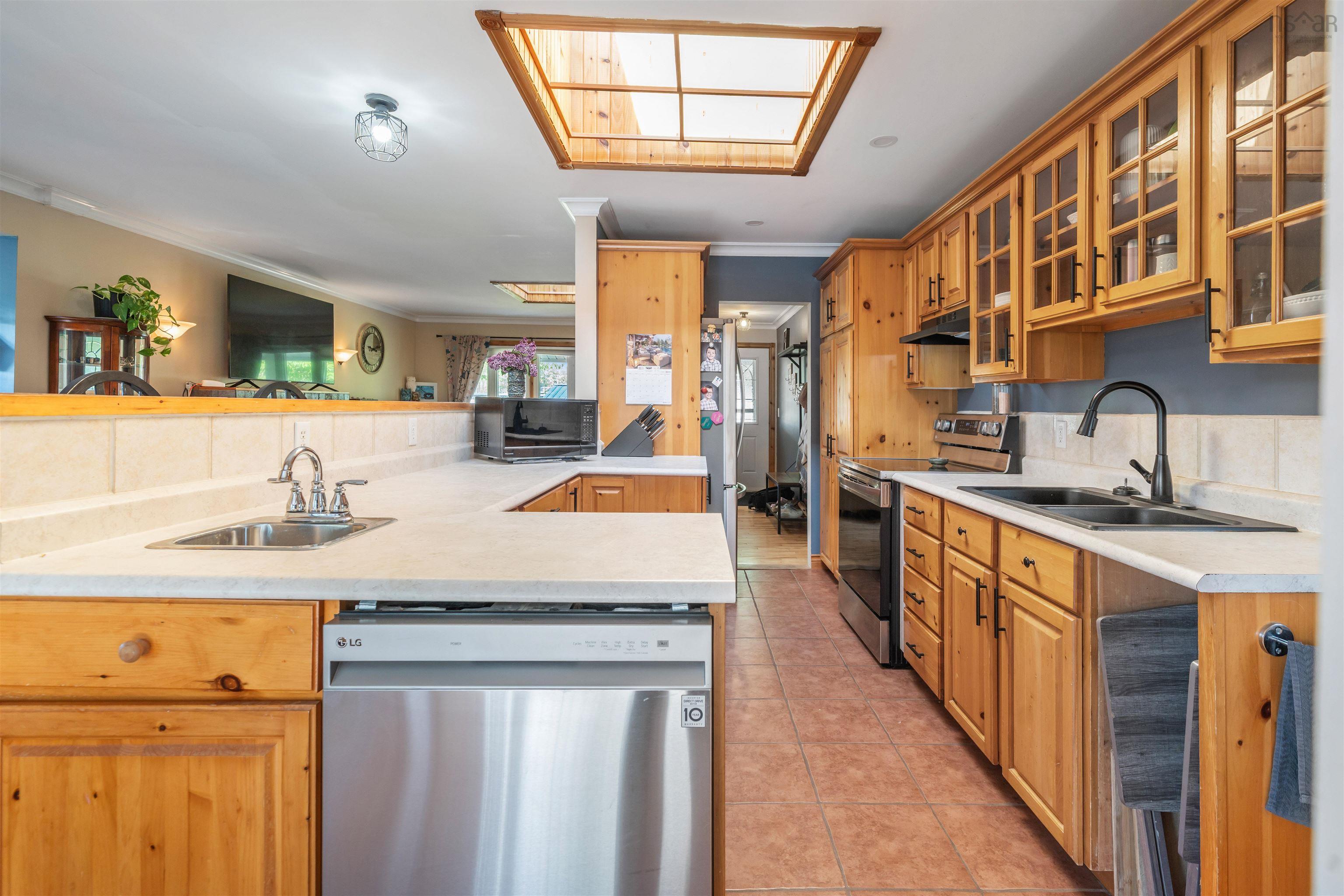 $475,000.00: 860 Granton Abercrombie Road, Abercrombie