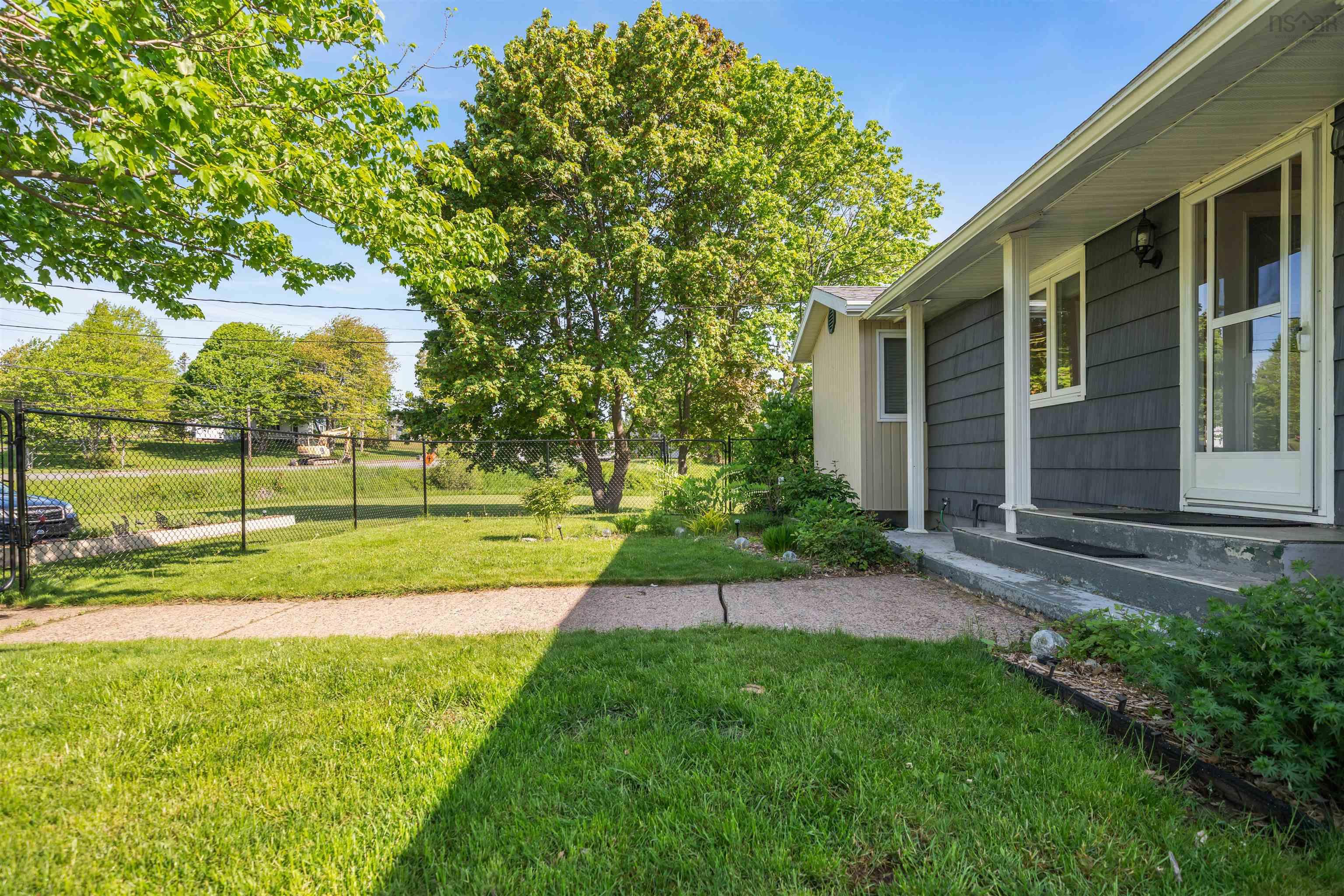 $475,000.00: 860 Granton Abercrombie Road, Abercrombie