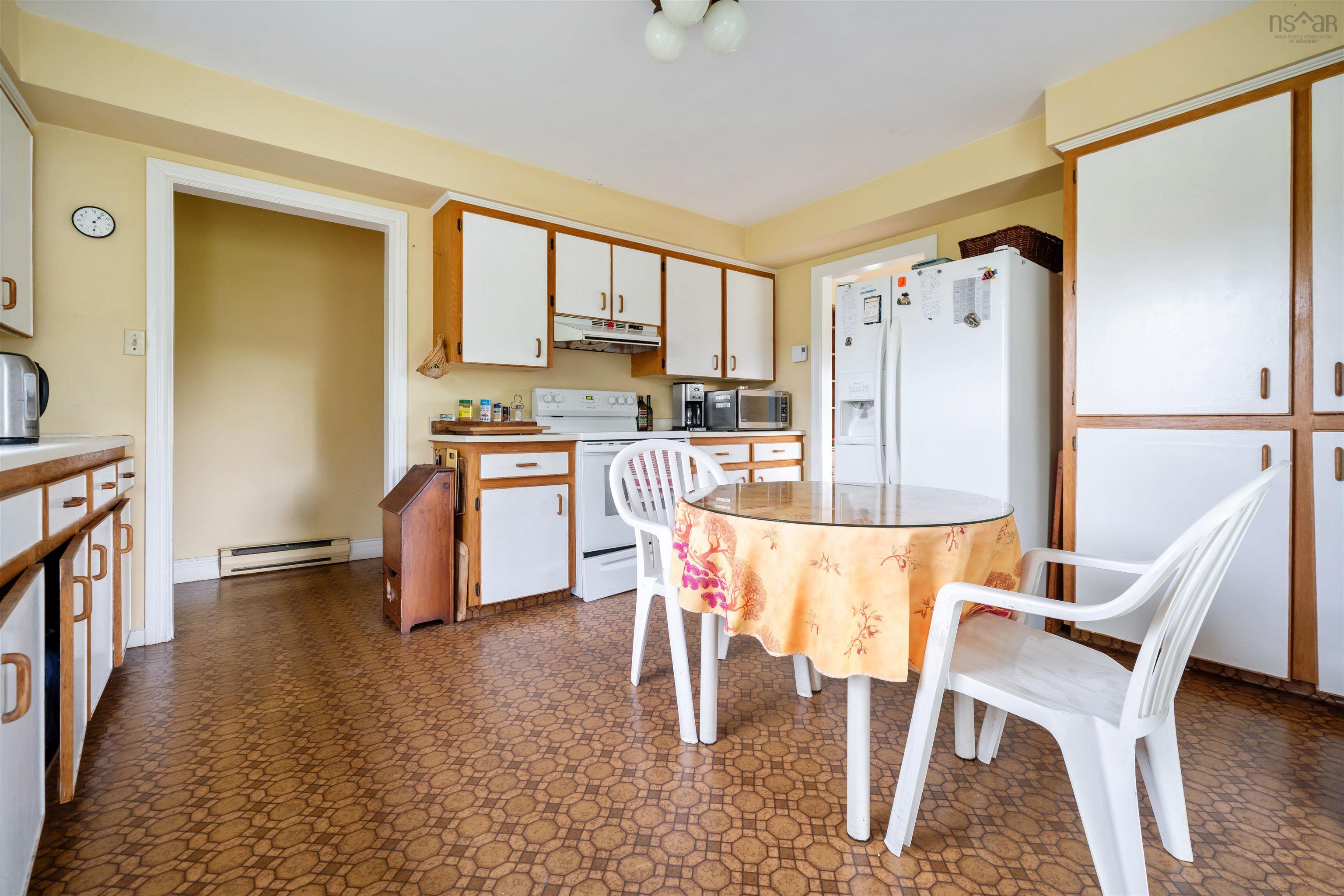 $475,000.00: 5226 Little Harbour Road, Little Harbour
