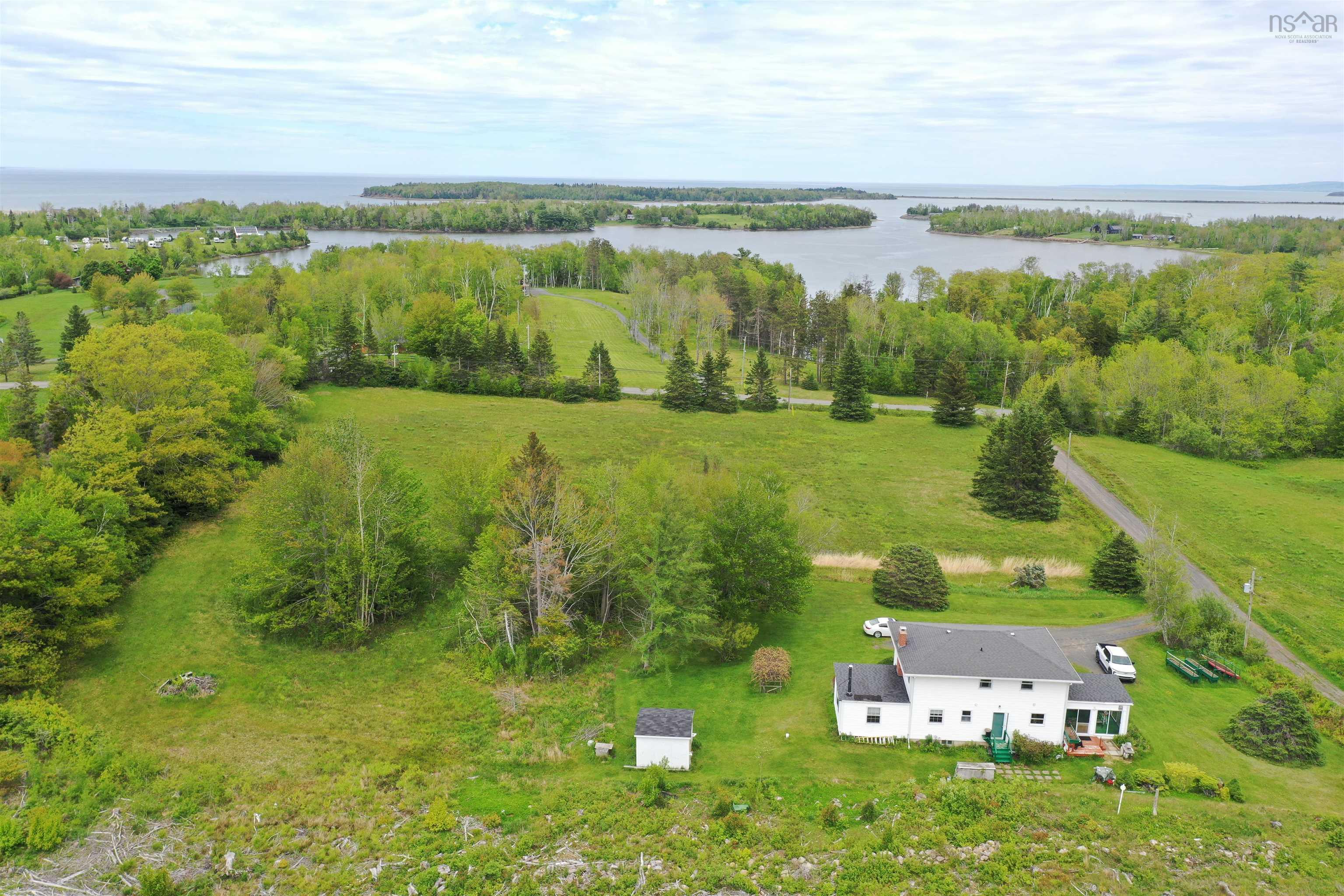 $475,000.00: 5226 Little Harbour Road, Little Harbour