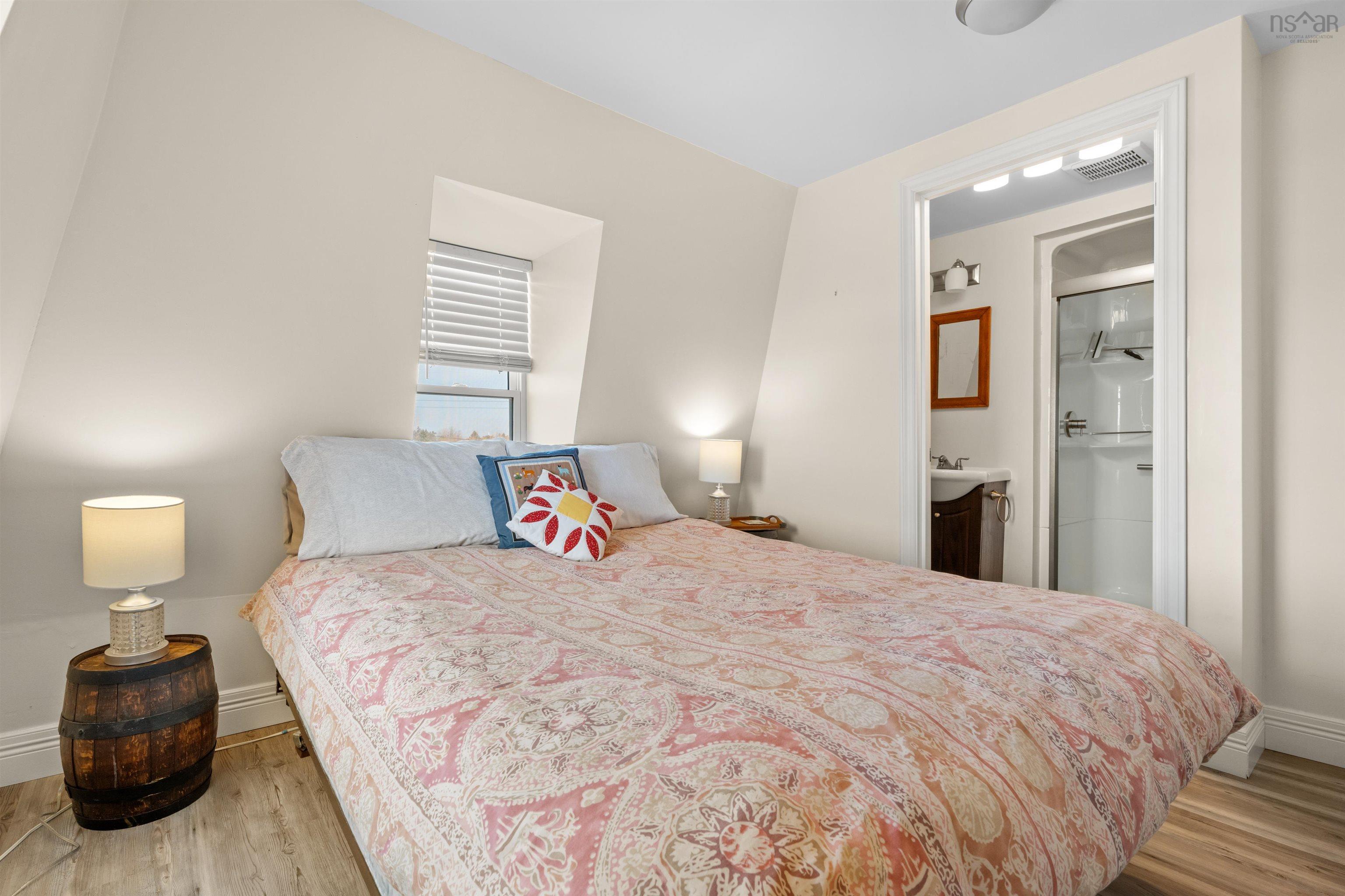 $555,000.00: 125 The Point Road, Blue Rocks