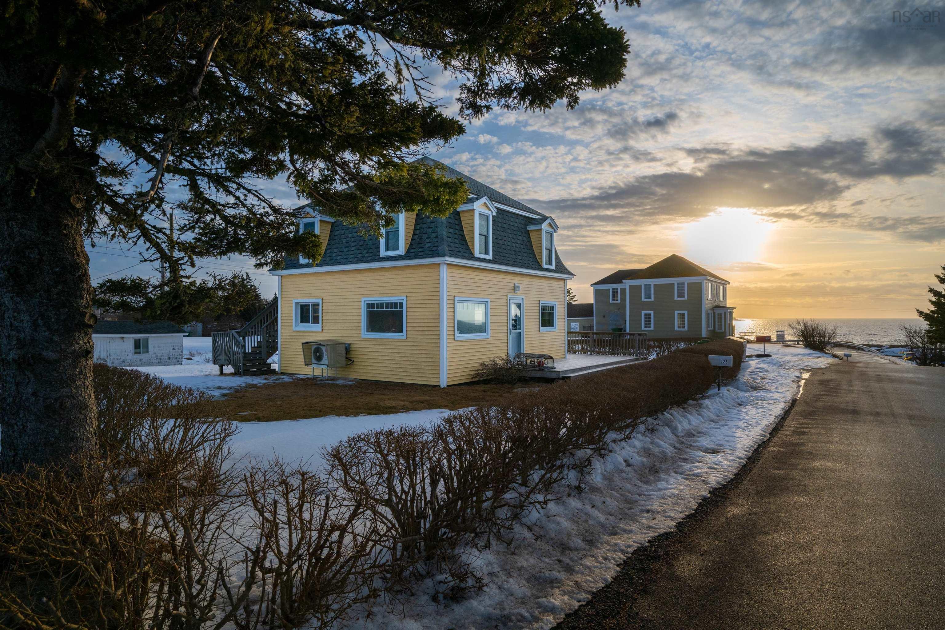 $555,000.00: 125 The Point Road, Blue Rocks