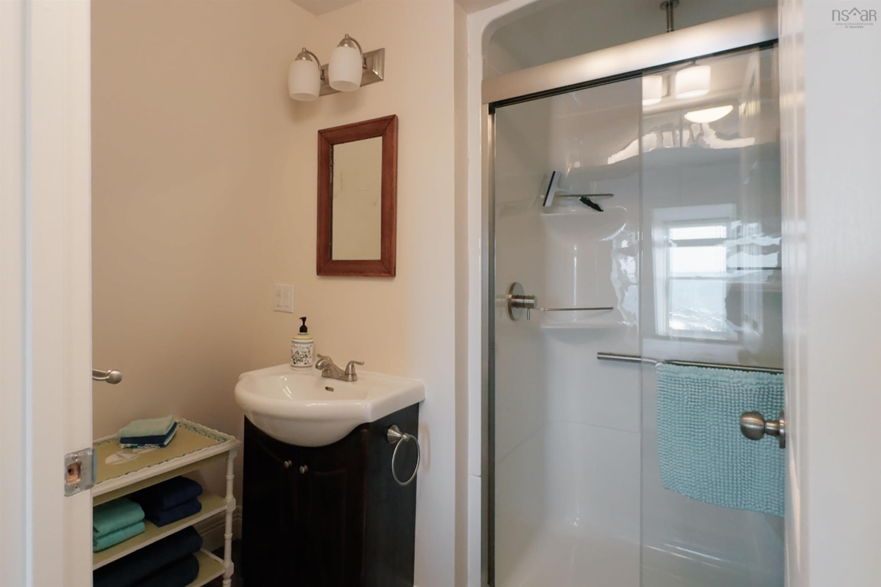 $555,000.00: 125 The Point Road, Blue Rocks