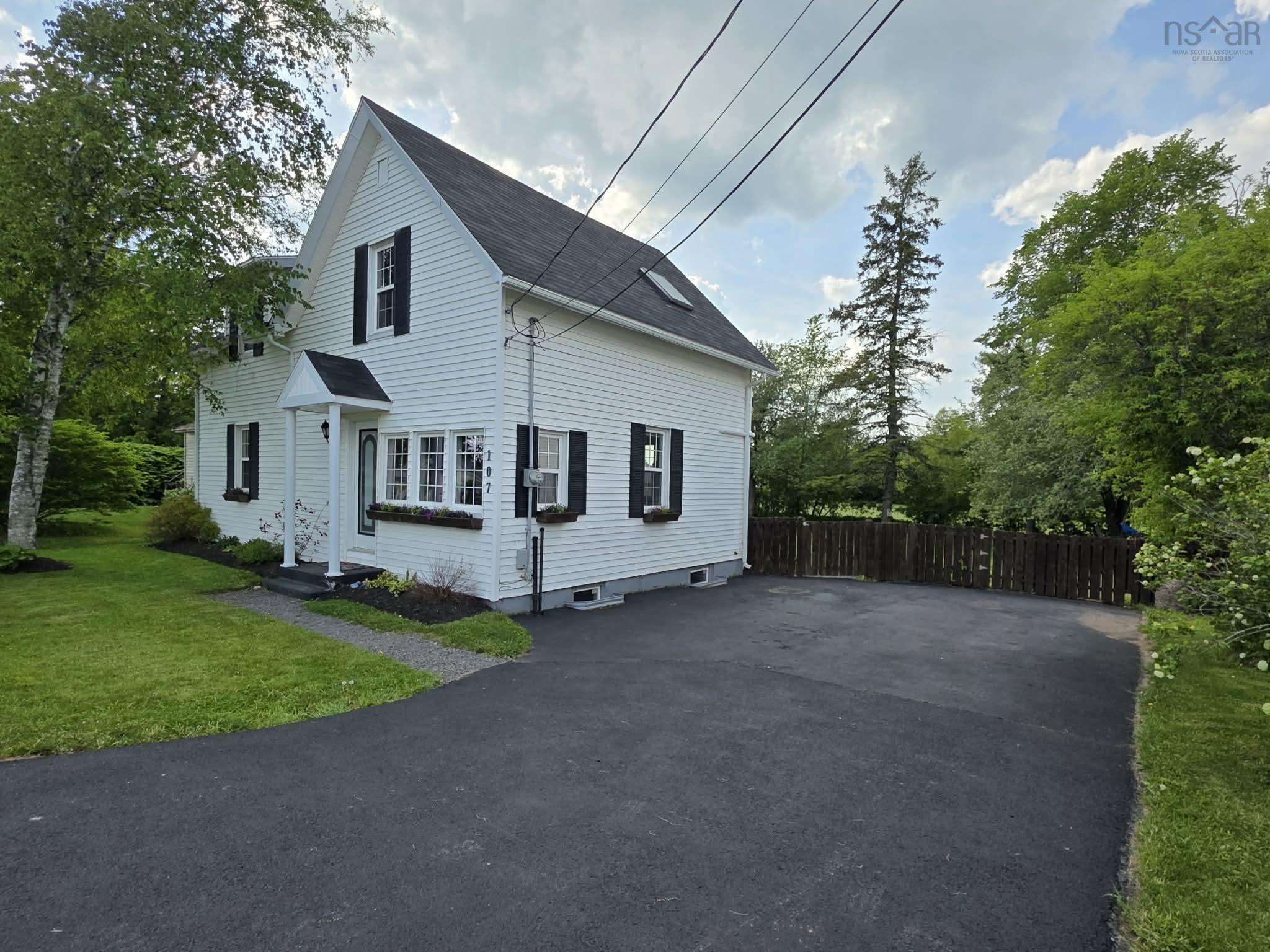 $345,000.00: 107 Highway 289, Brookfield
