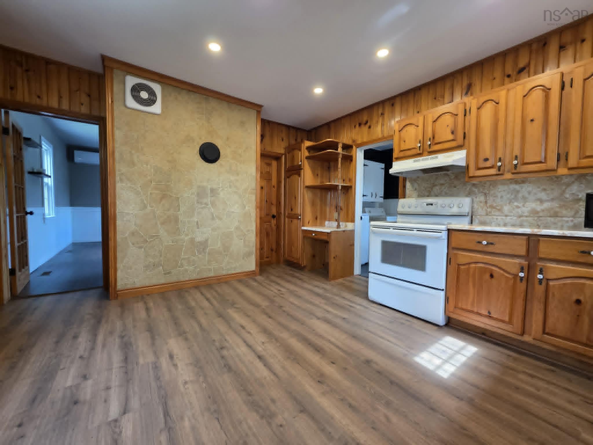 $345,000.00: 107 Highway 289, Brookfield