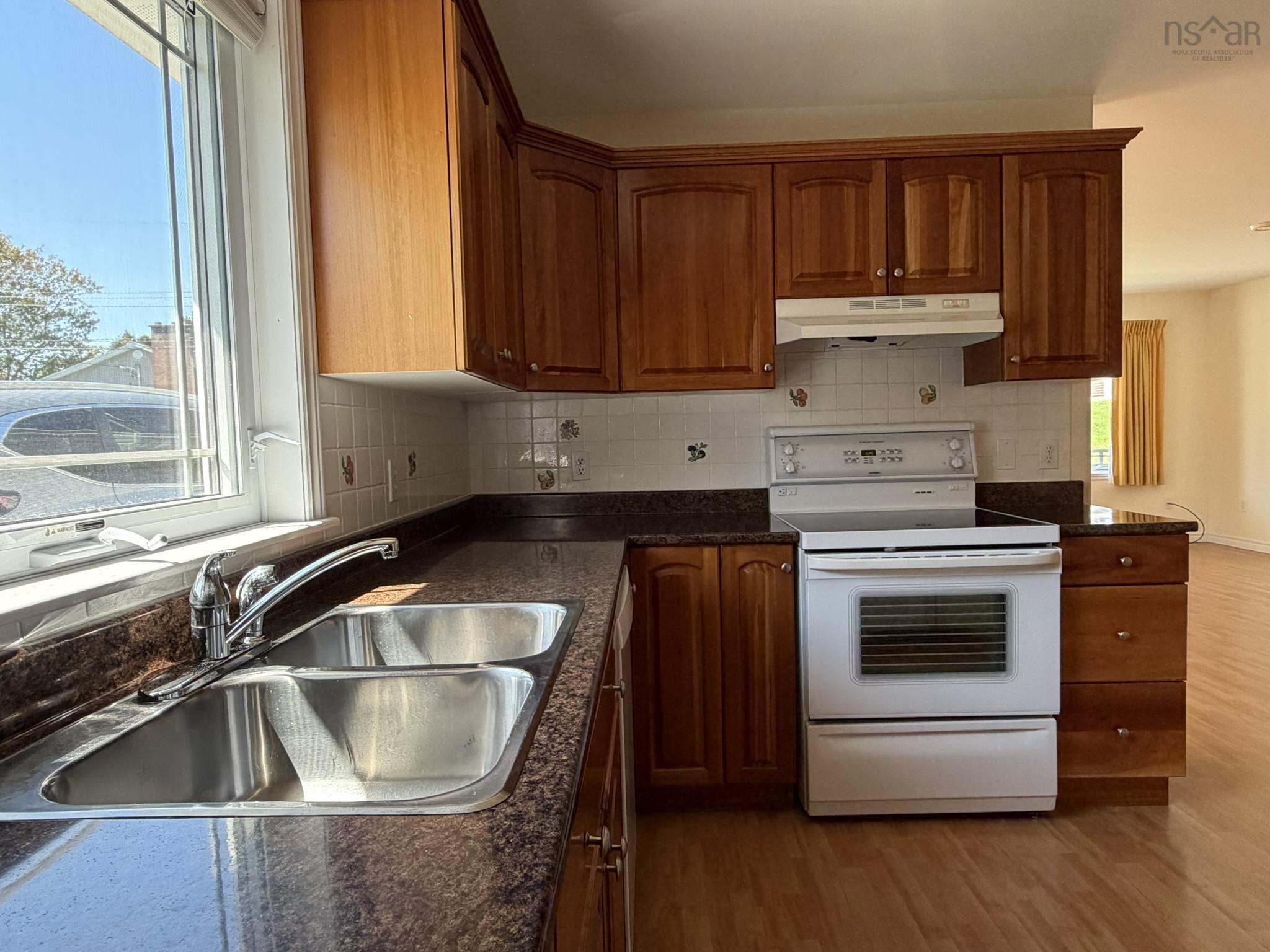 $274,900.00: 61 Churchill Drive, New Glasgow