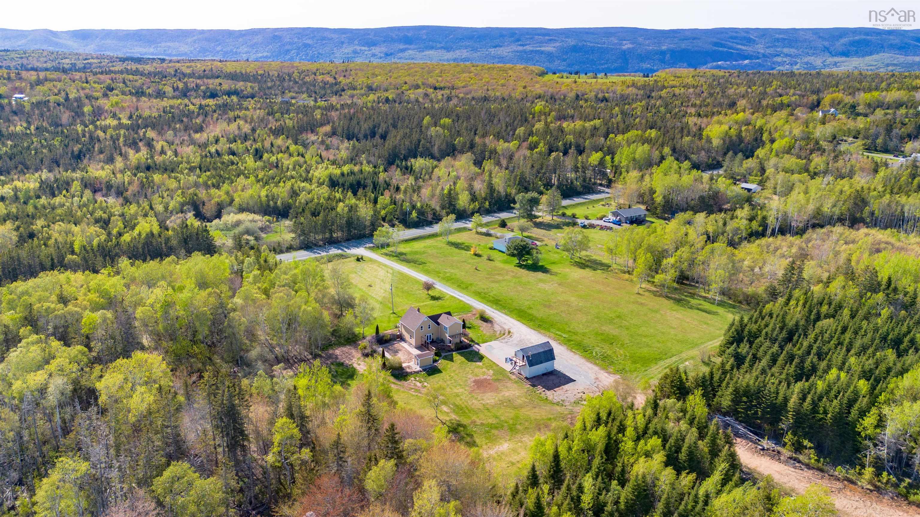$559,900.00: 488 St James Road, Dalem Lake