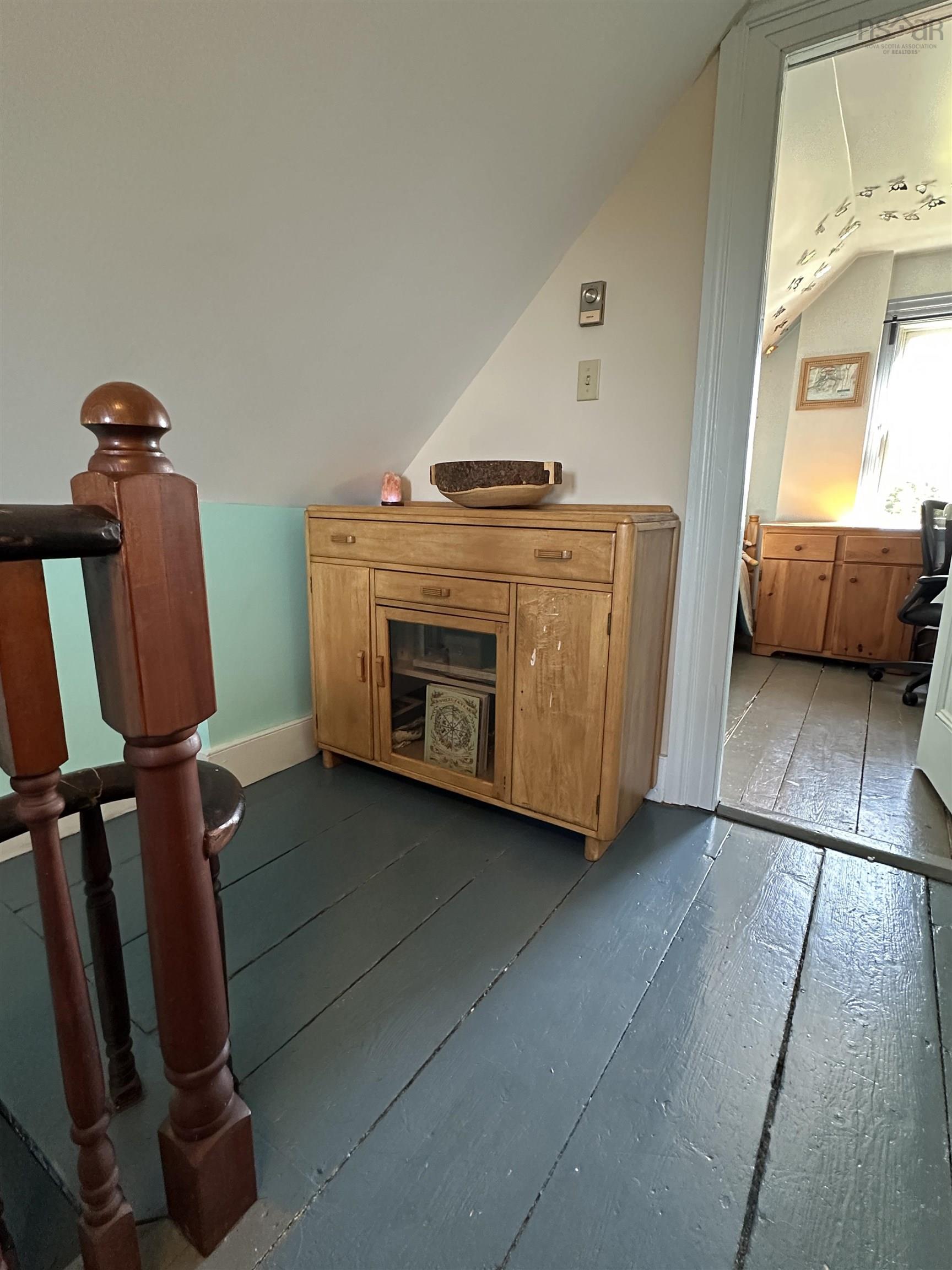 $499,900.00: 19 East Berlin Road, West Berlin