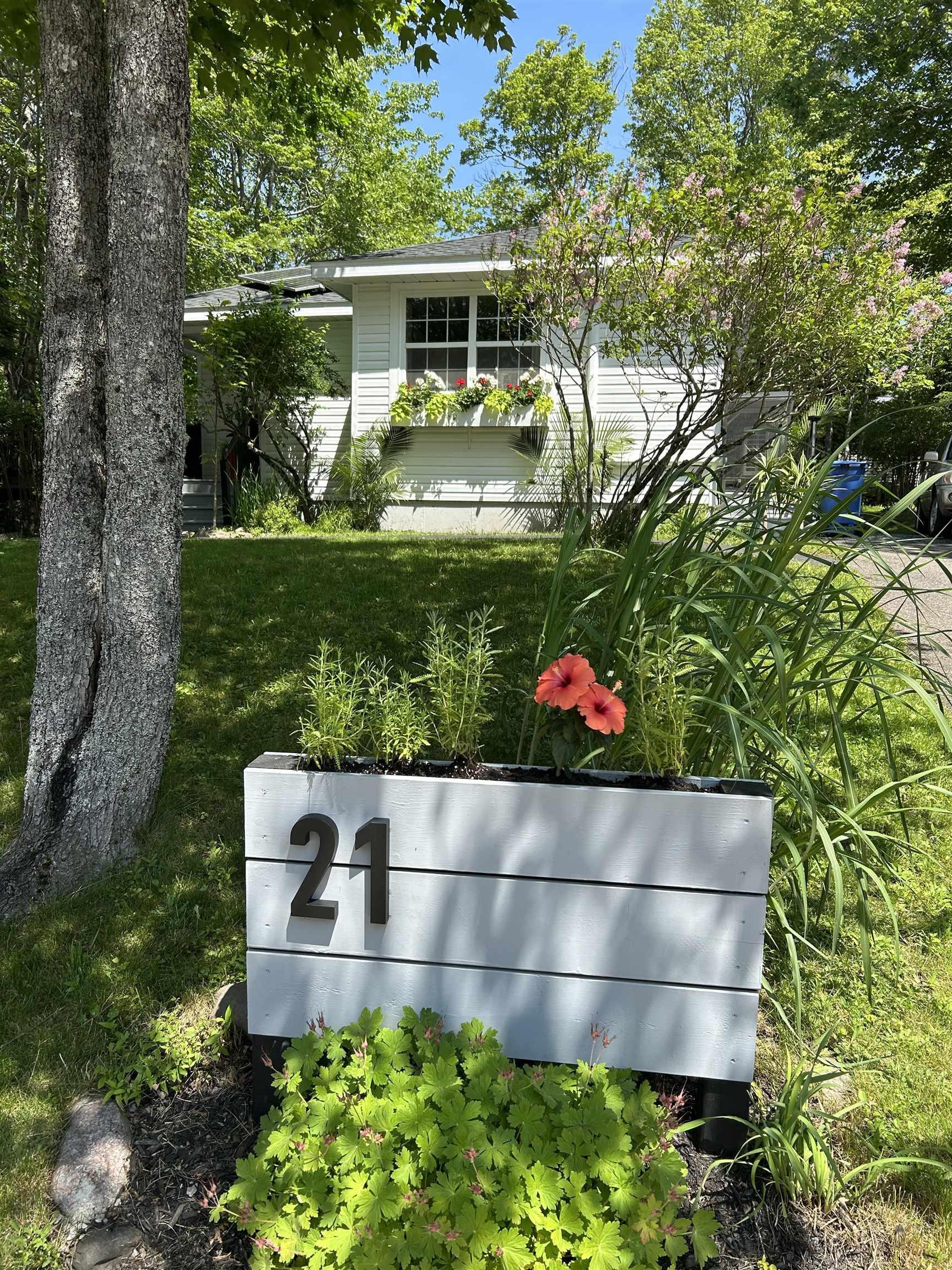 $489,900.00: 21 Heritage Place, Truro