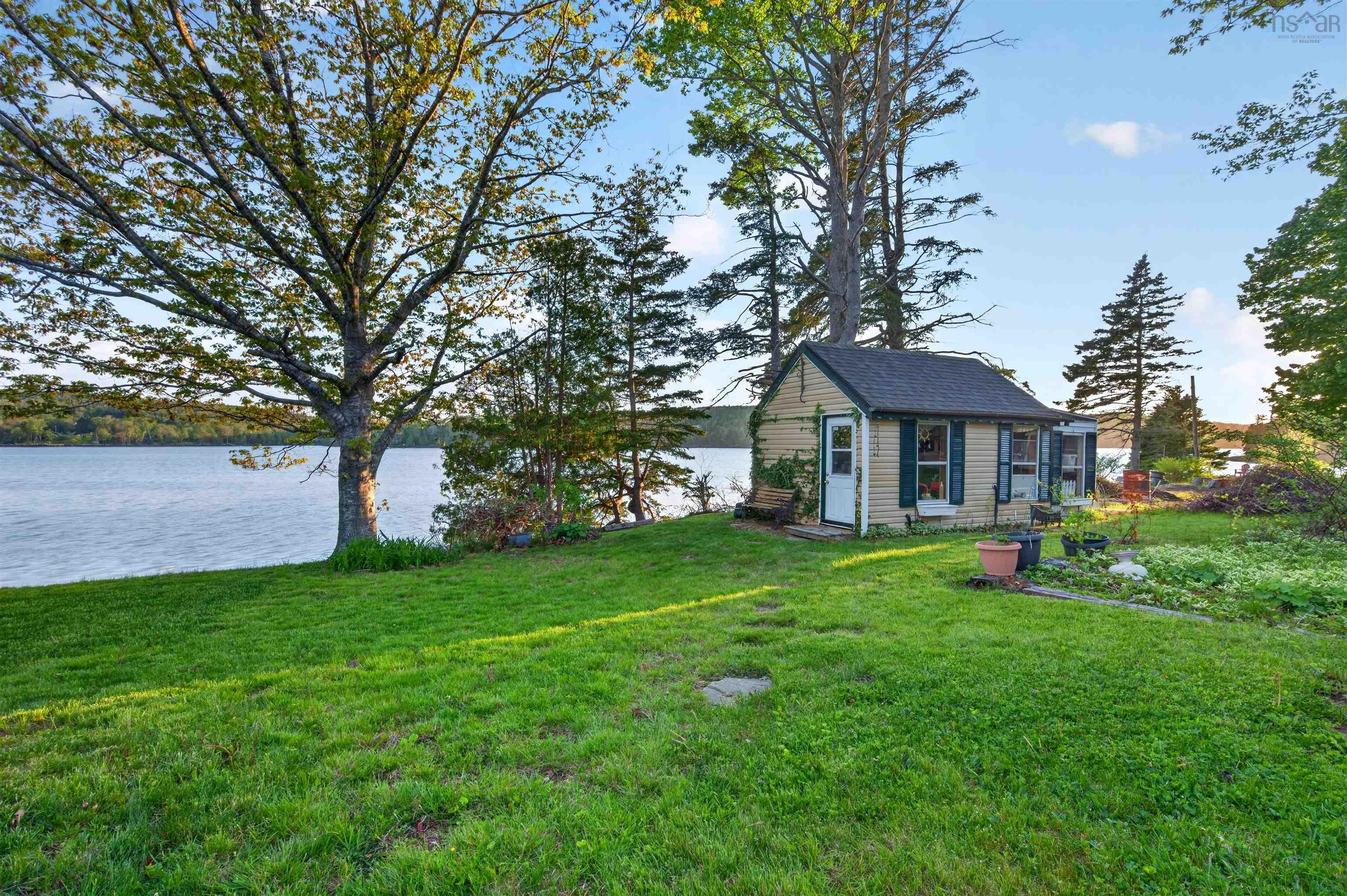 $399,900.00: 22676 Highway 7, Sheet Harbour