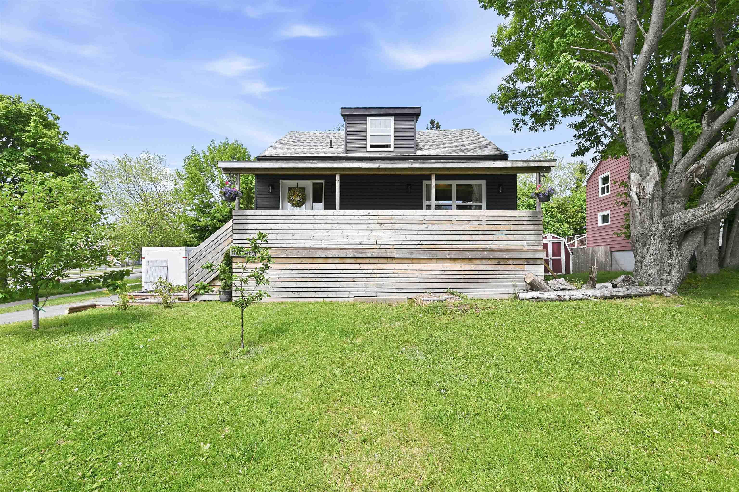 11 Fenwick Street, Dartmouth, NS (MLS 202614245)