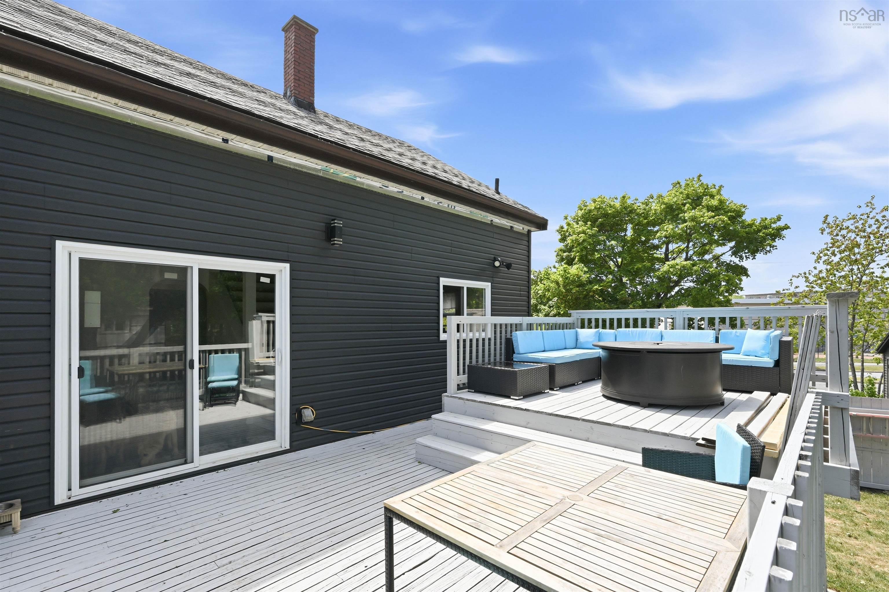 11 Fenwick Street, Dartmouth, NS (MLS 202614245)