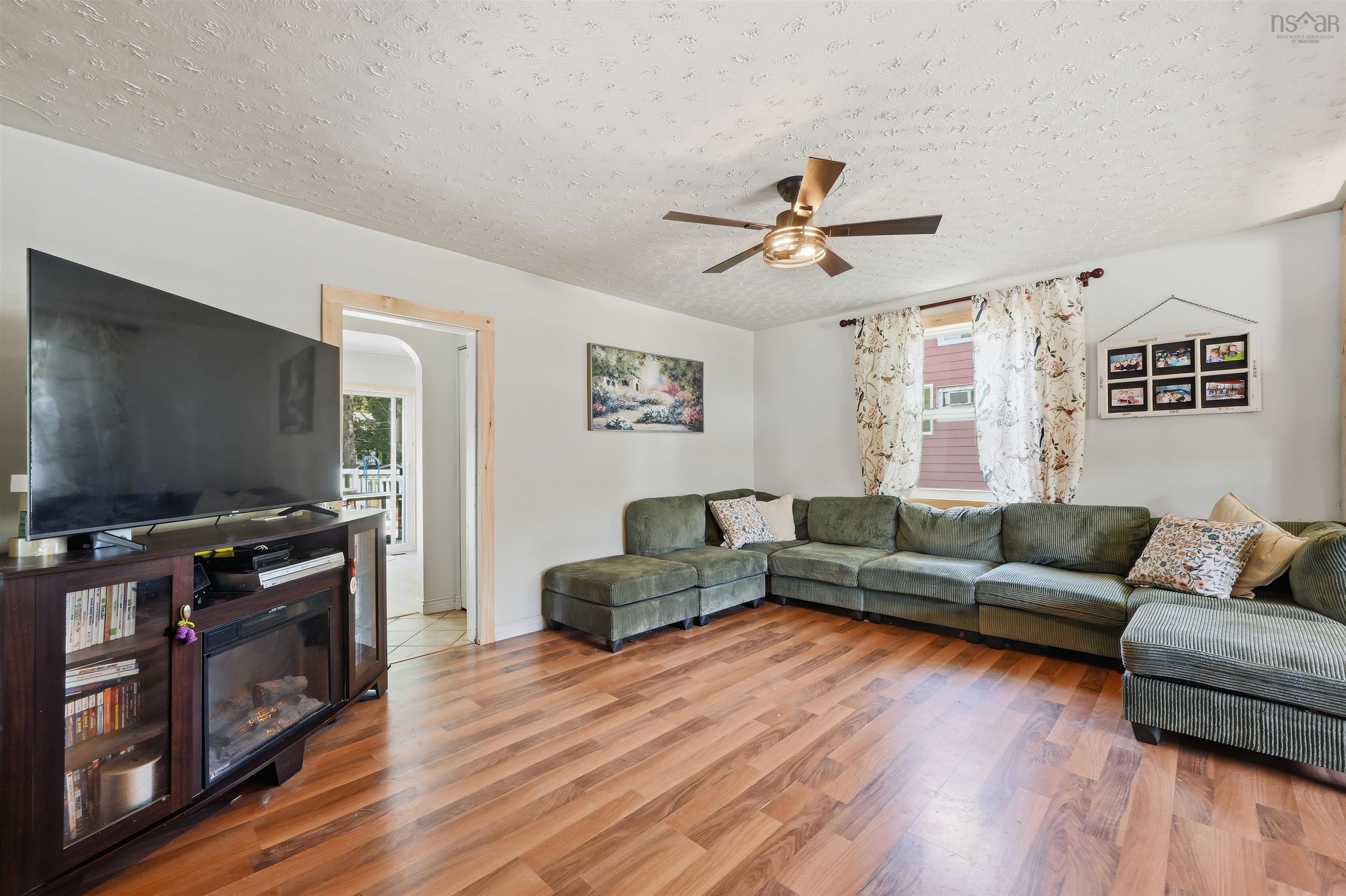 11 Fenwick Street, Dartmouth, NS (MLS 202614245)