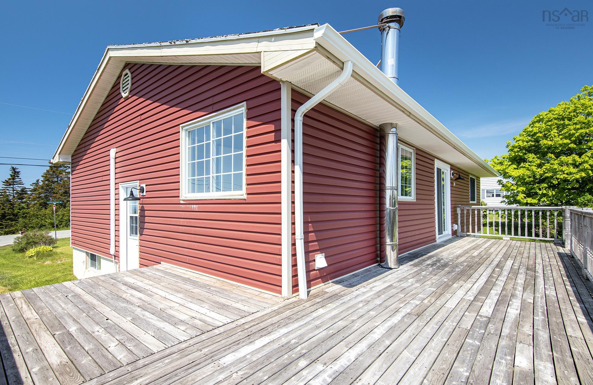 $398,000.00: 553 Little Harbour Road, Eastern Shore
