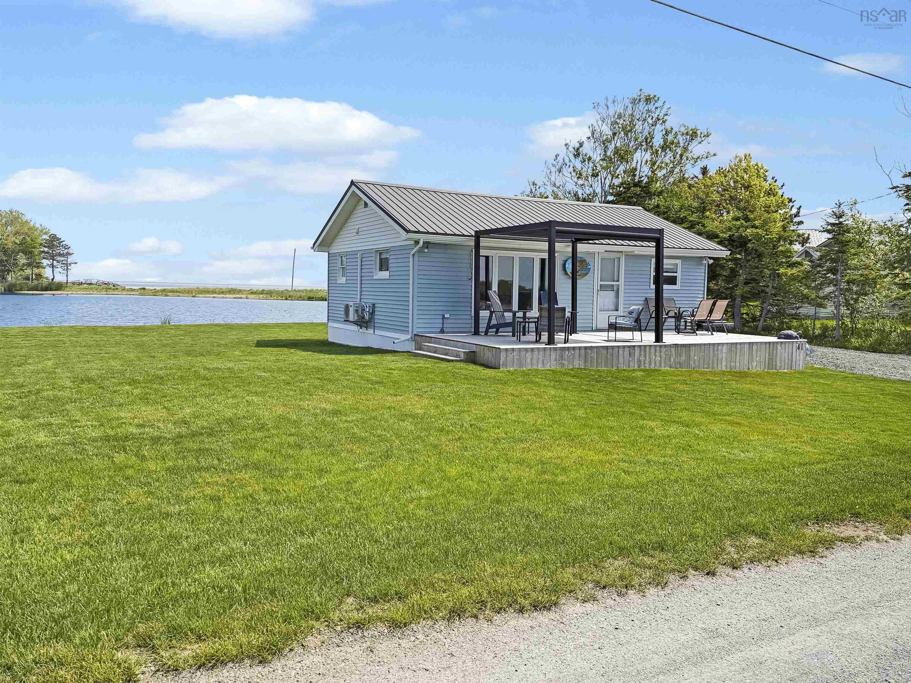 $329,000.00: 41 Sand Piper Lane, Black Point