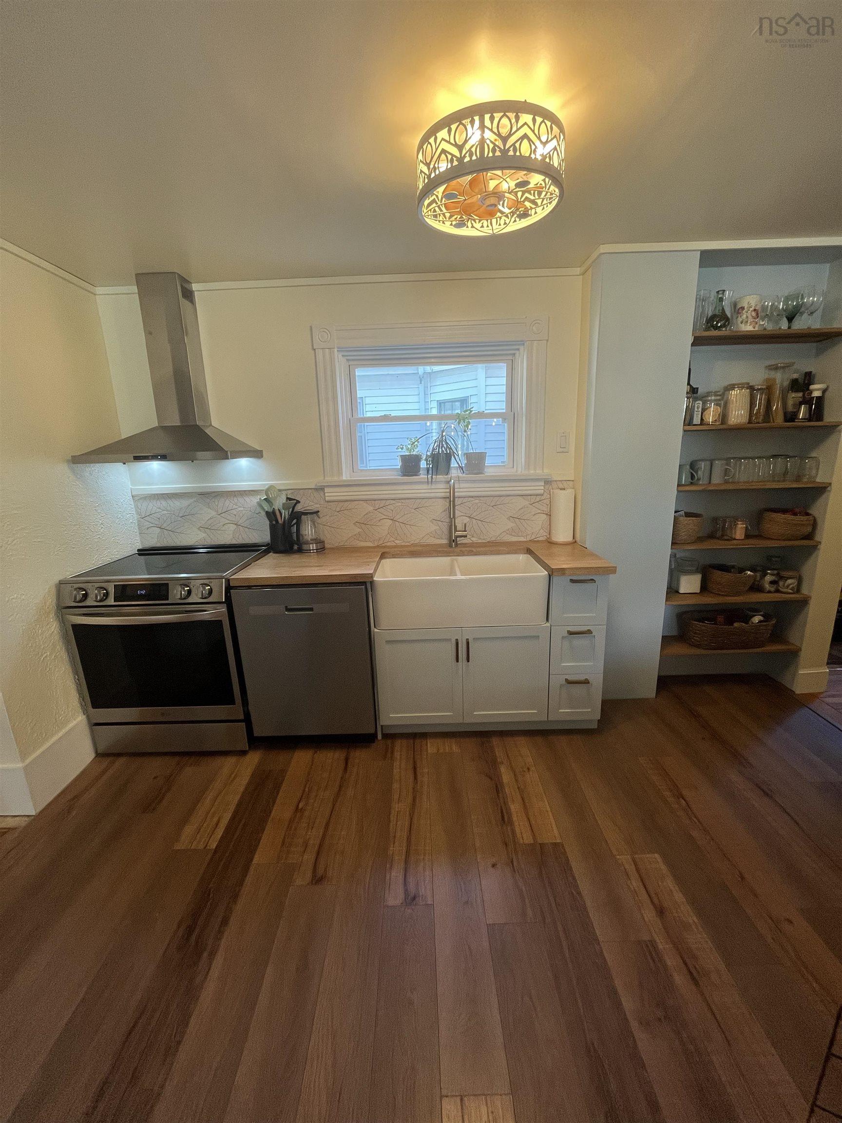 $399,000.00: 145 Willow Avenue, New Glasgow