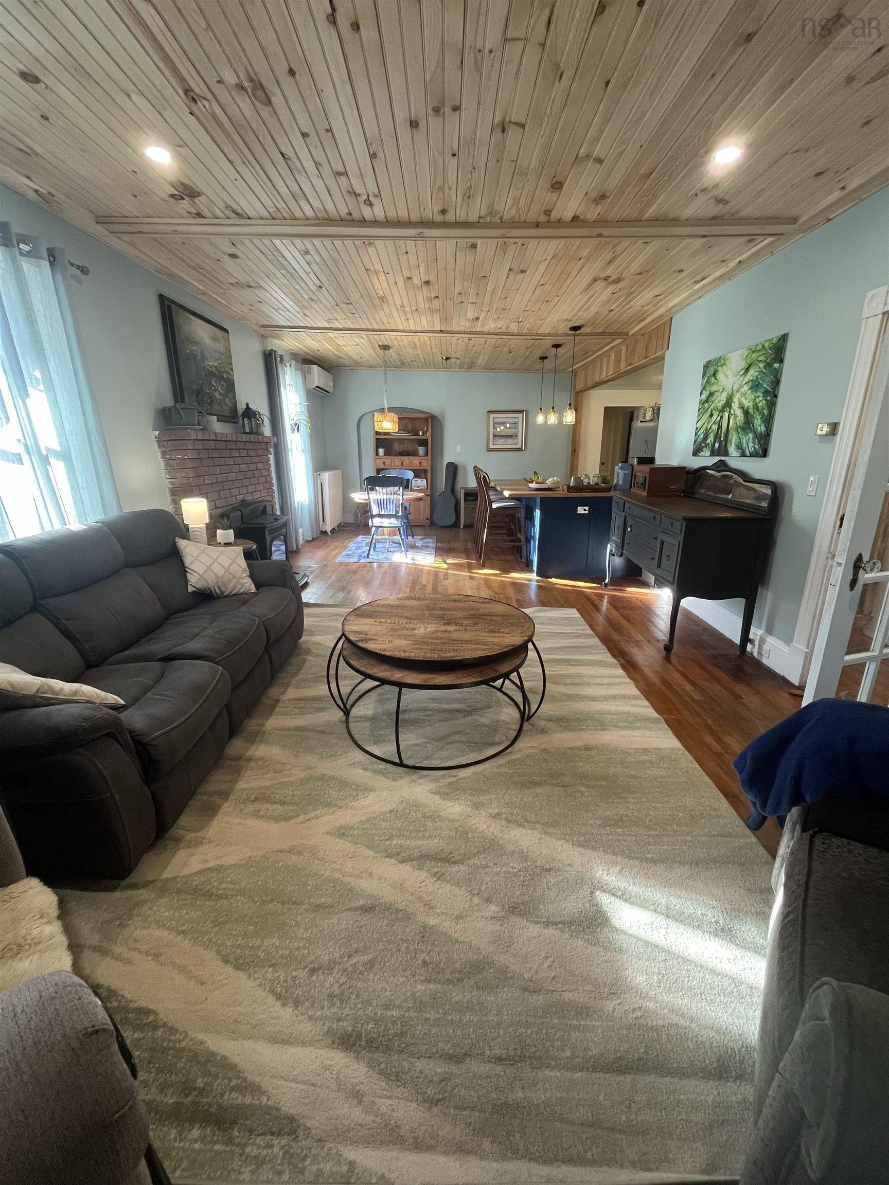 $399,000.00: 145 Willow Avenue, New Glasgow