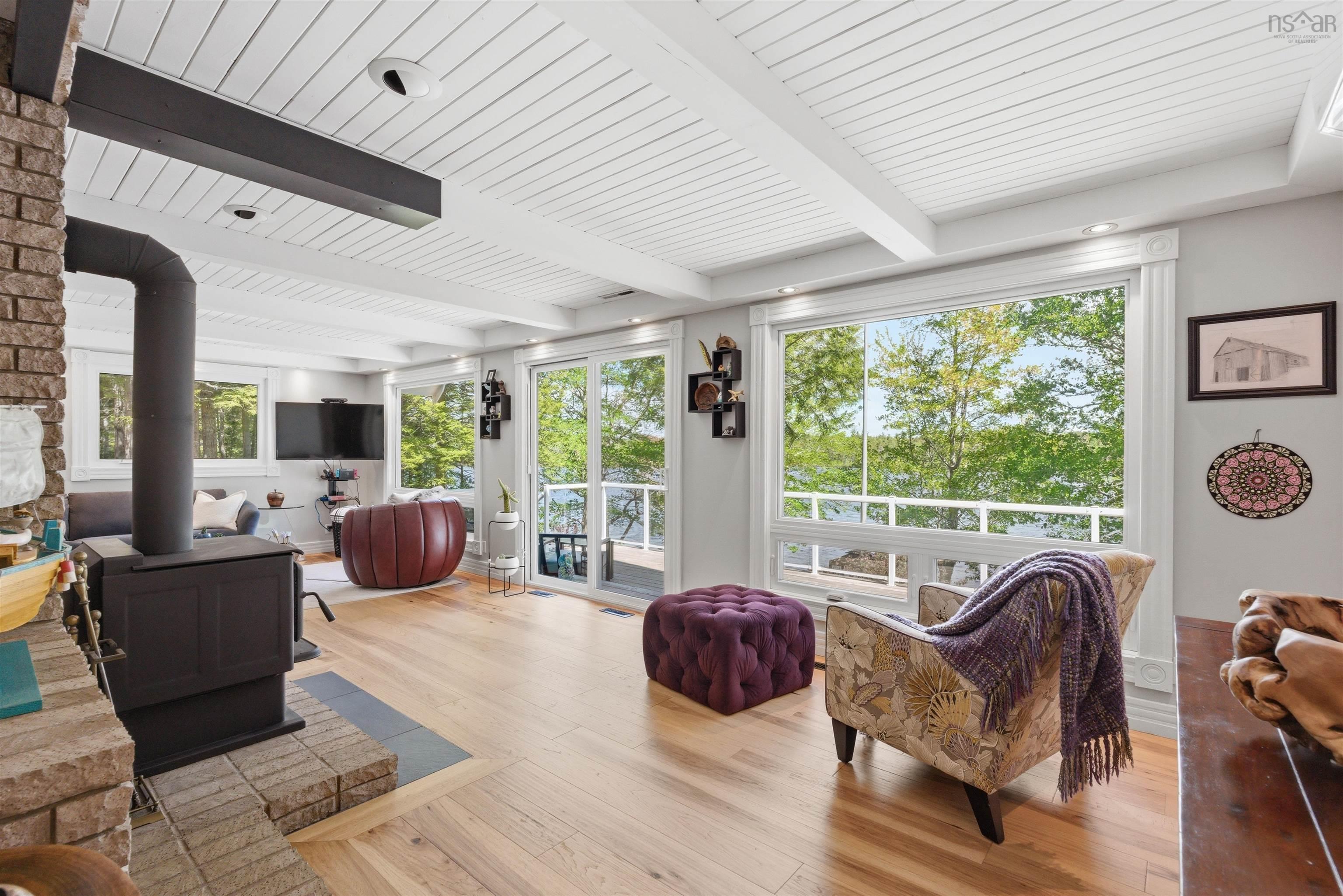 $750,000.00: 3570 Highway 325, Newcombville