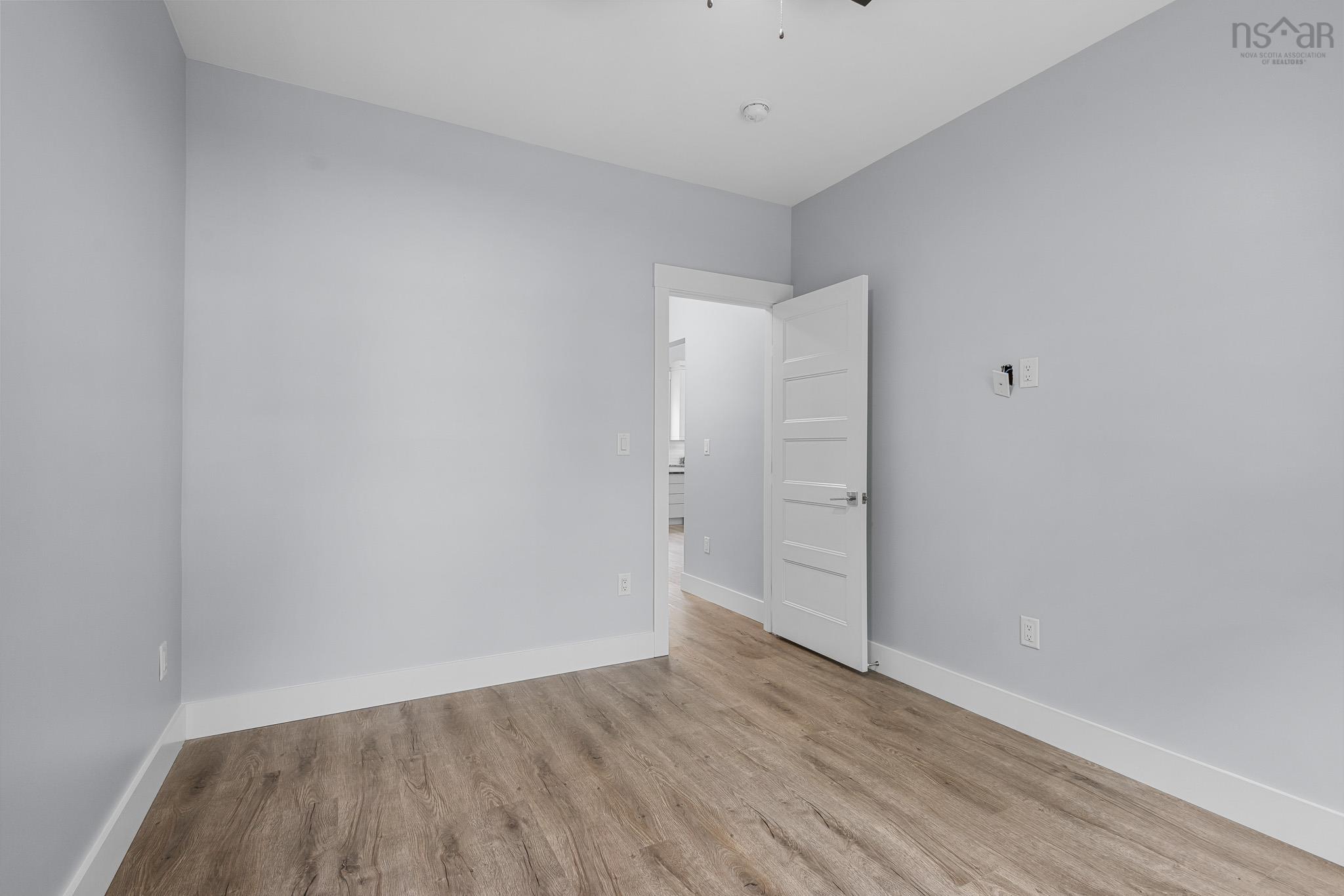 $744,900.00: 62 Canyon Point Road, Upper Vaughan