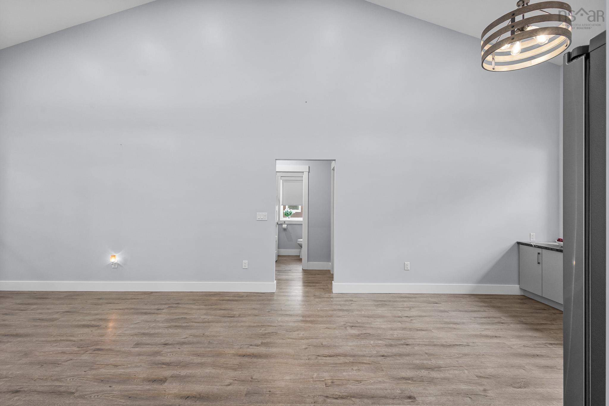 $744,900.00: 62 Canyon Point Road, Upper Vaughan
