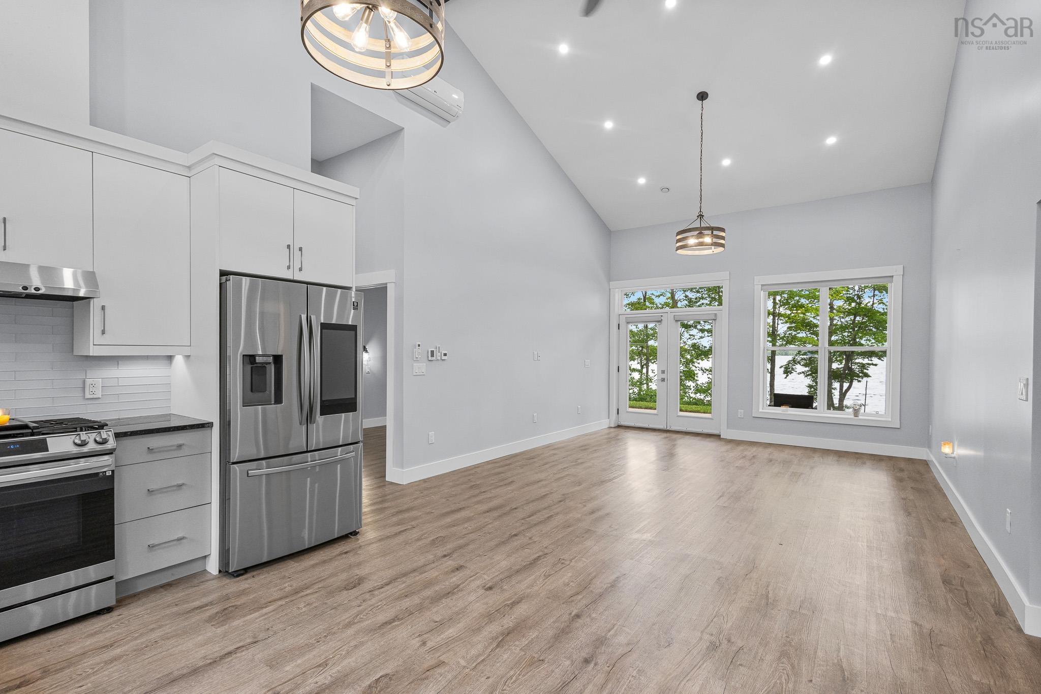 $744,900.00: 62 Canyon Point Road, Upper Vaughan