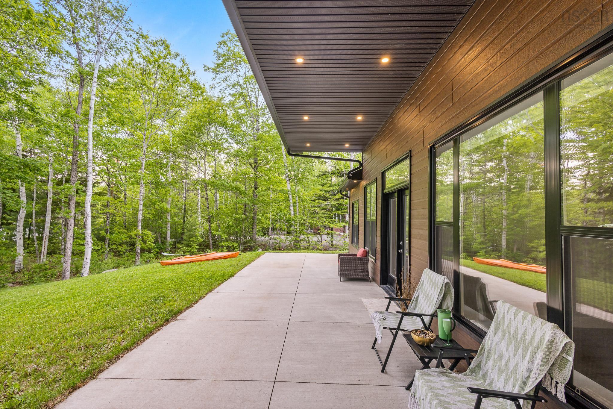 $744,900.00: 62 Canyon Point Road, Upper Vaughan