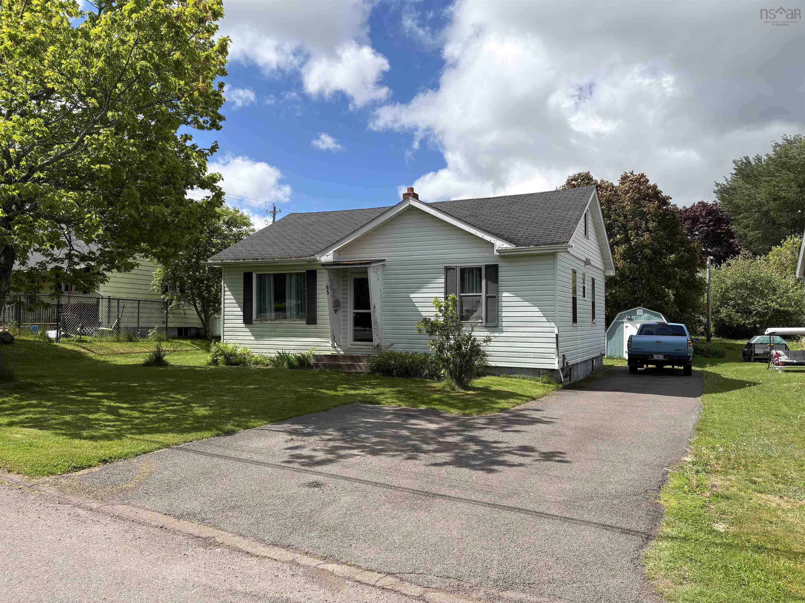 65 Charles Street, Amherst, NS (MLS® 202614293)