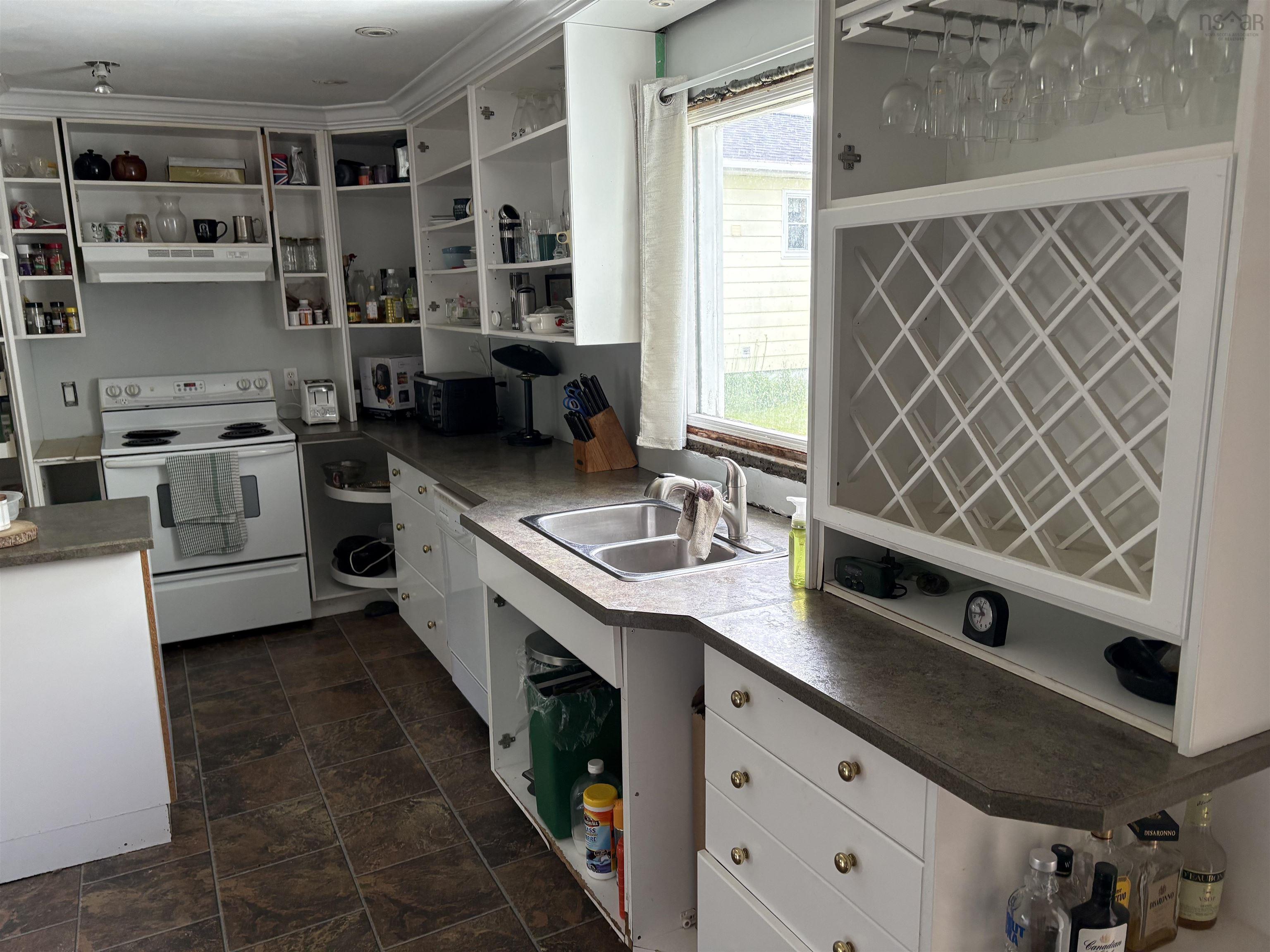 $159,900.00: 65 Charles Street, Amherst