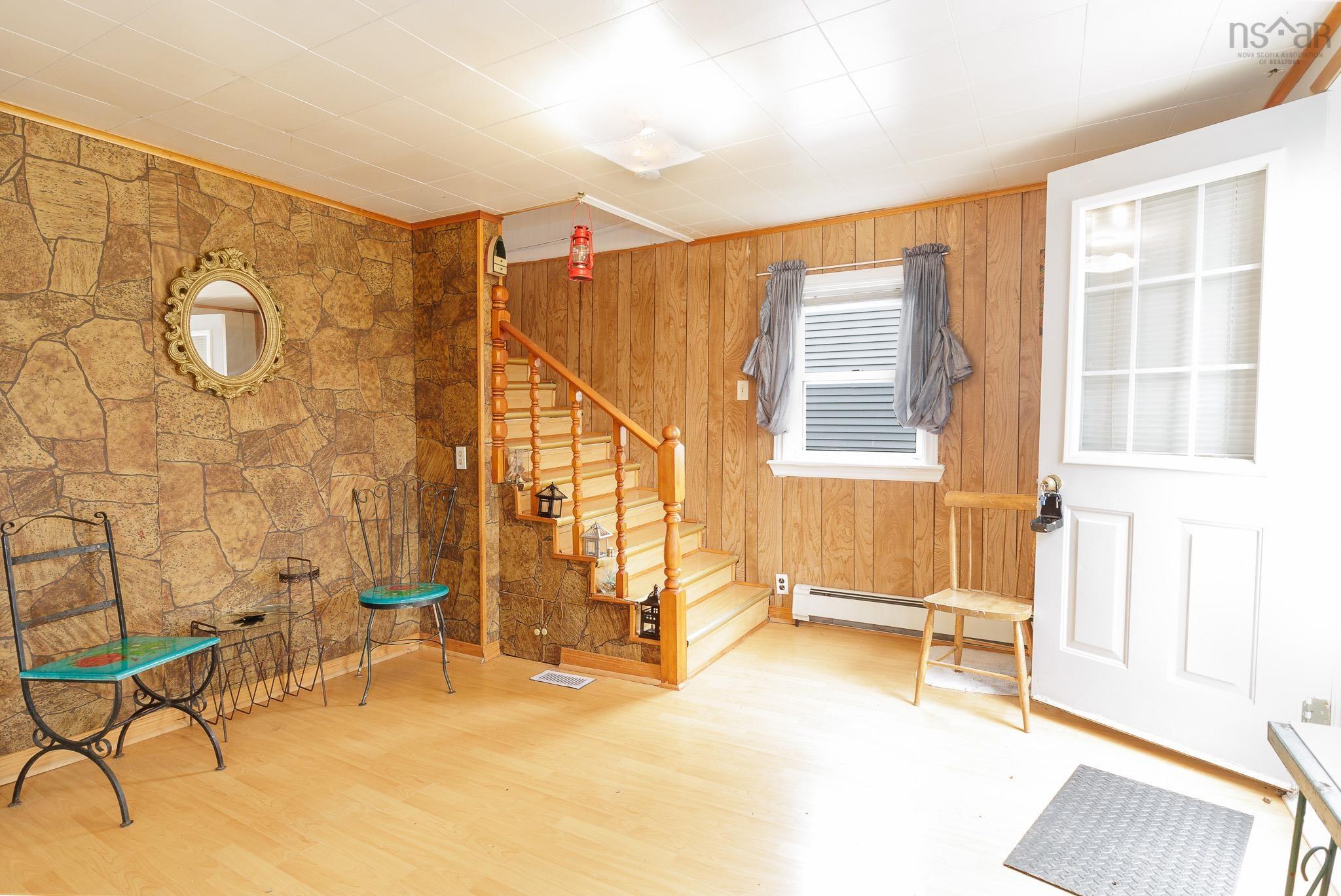 $59,900.00: 6 Miles Lane, Glace Bay