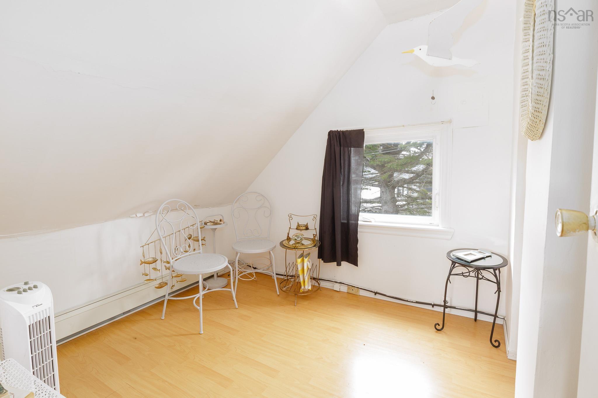 $59,900.00: 6 Miles Lane, Glace Bay