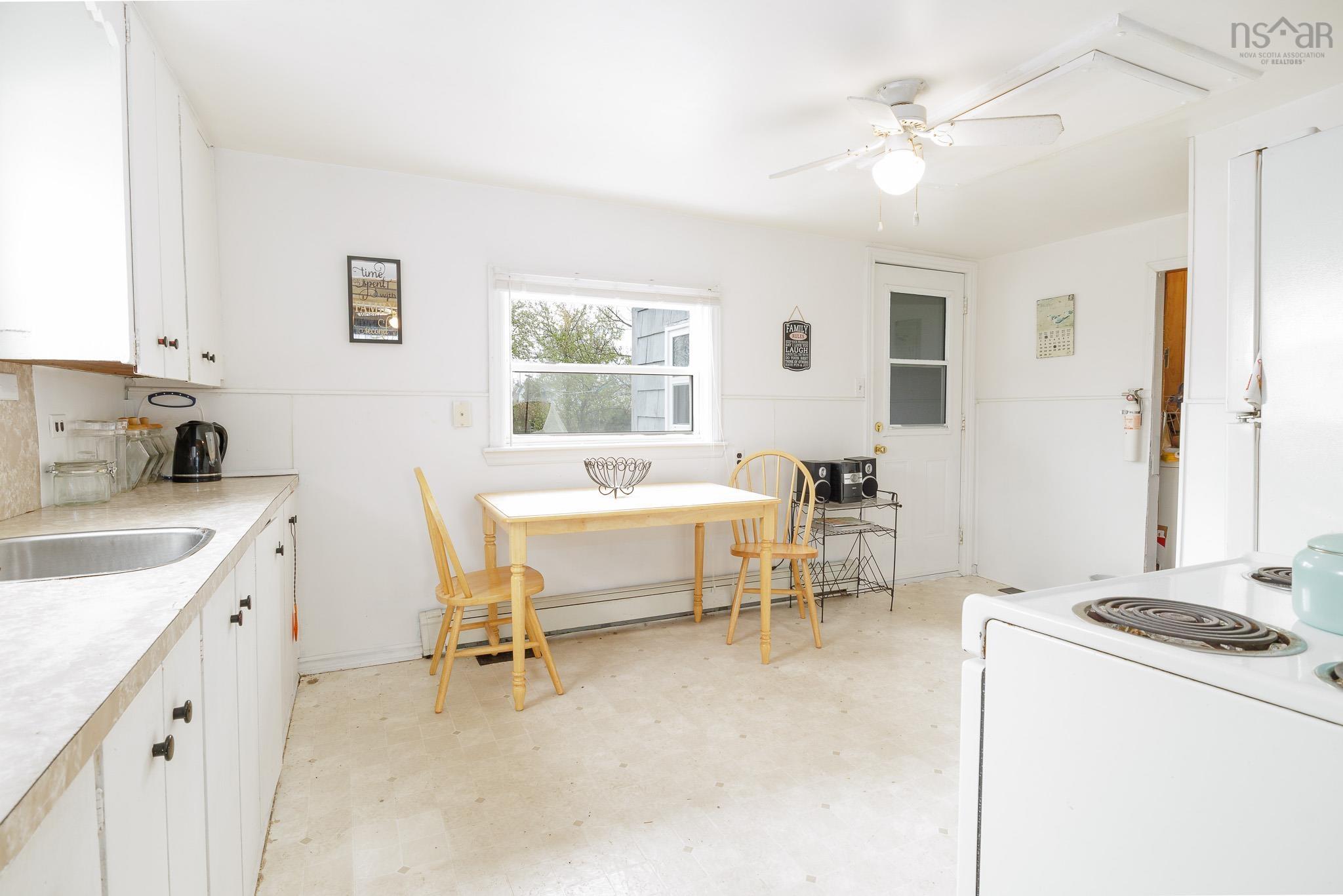 $59,900.00: 6 Miles Lane, Glace Bay