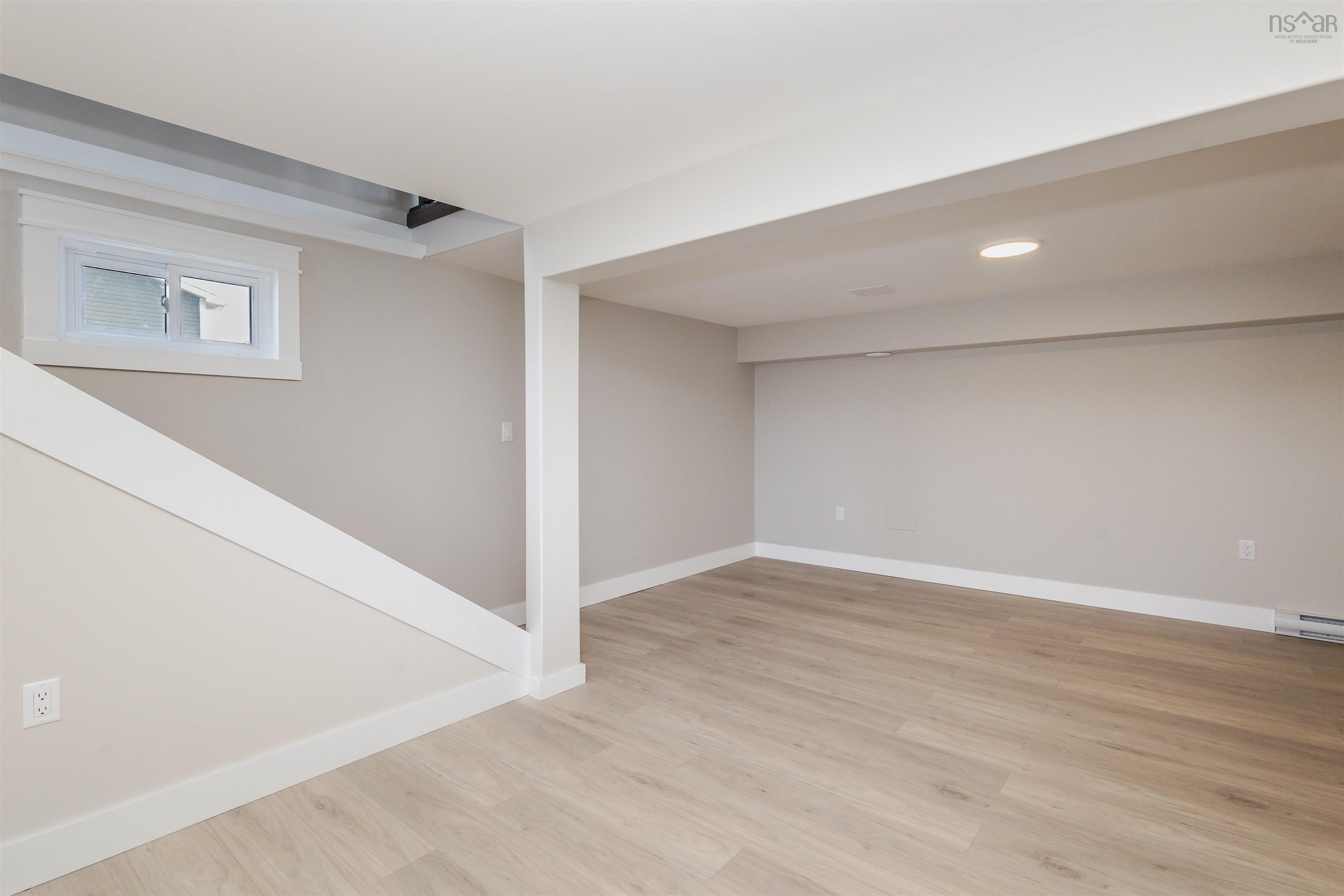 $419,000.00: 162 Monteith Avenue, Westmount