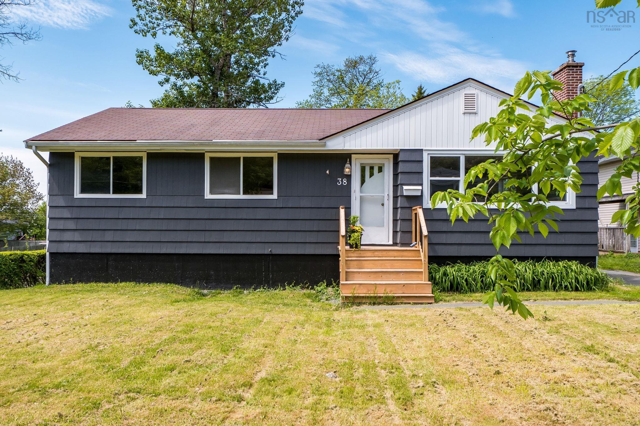 38 Anderson Street, Woodlawn, NS (MLS® 202614305)