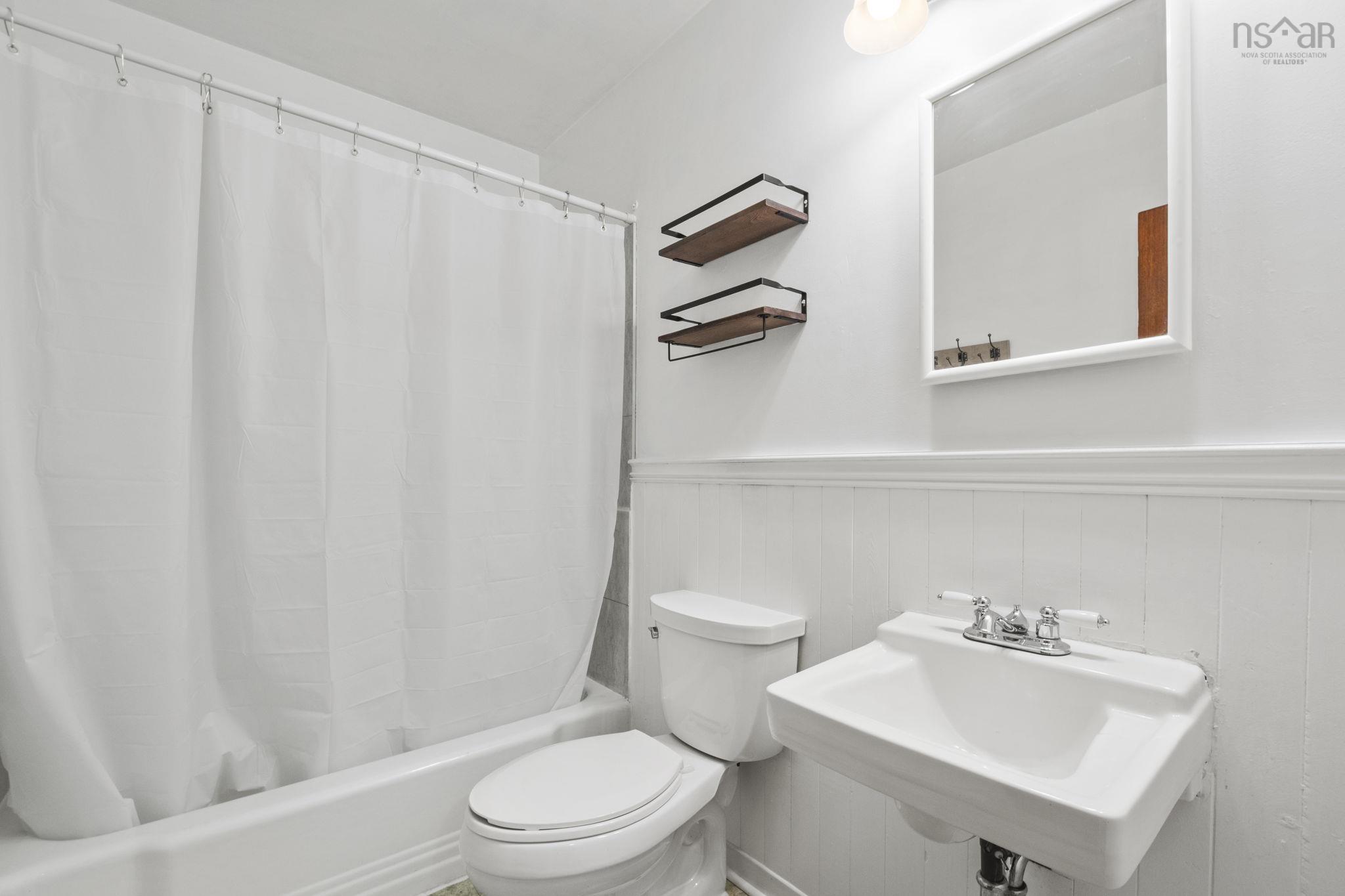 38 Anderson Street, Woodlawn, NS (MLS 202614305)