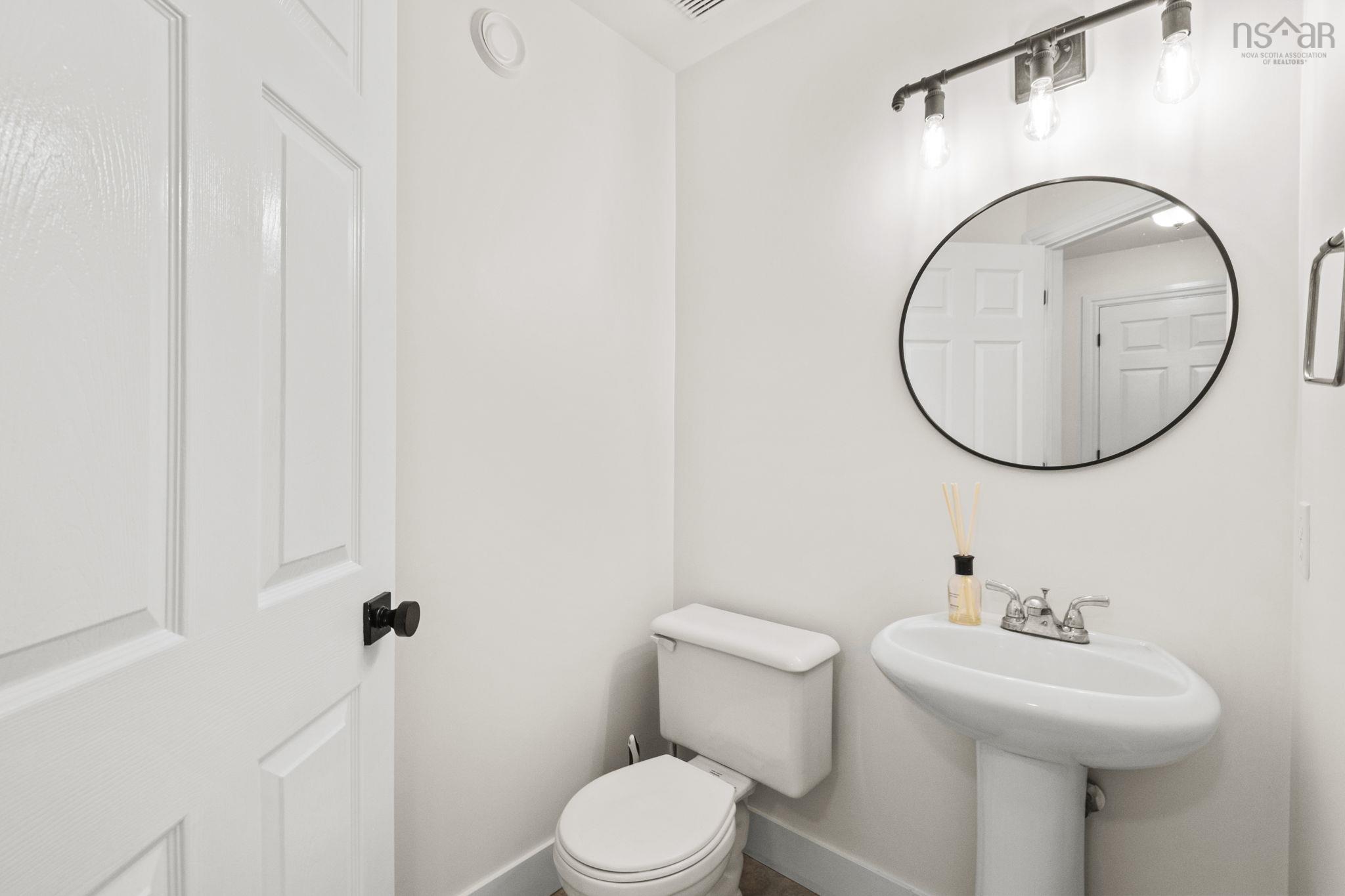 88 Lochmoor Lane, Dartmouth, NS (MLS 202614316)
