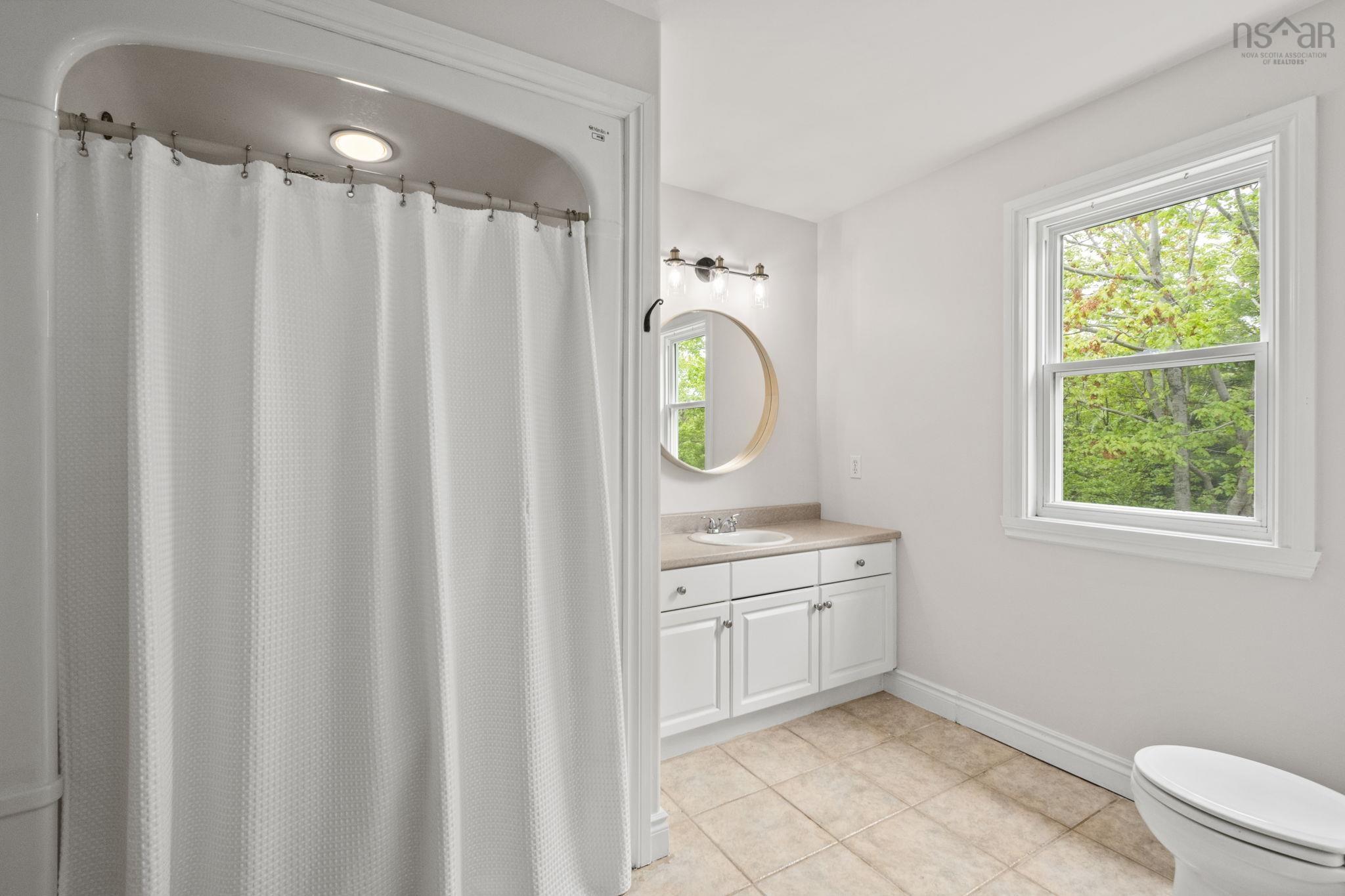 88 Lochmoor Lane, Dartmouth, NS (MLS 202614316)