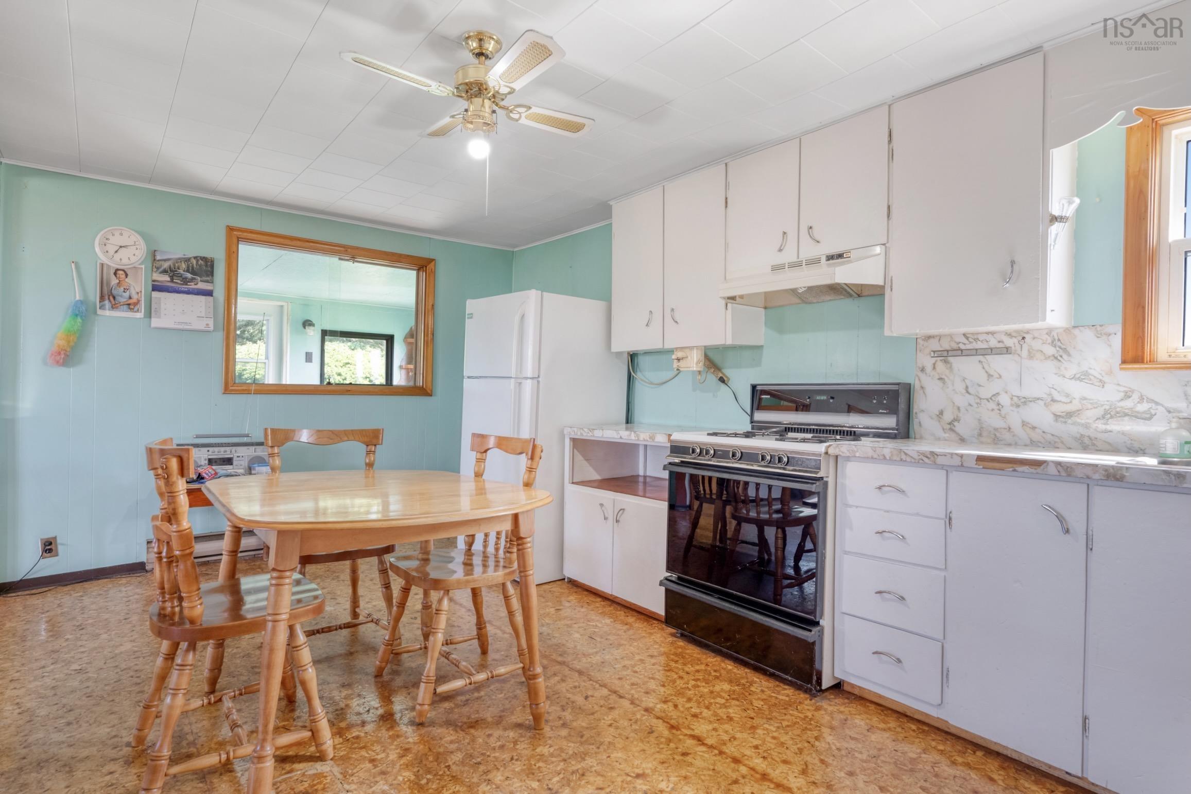 $699,000.00: 79 Mosher Road, Kingsburg