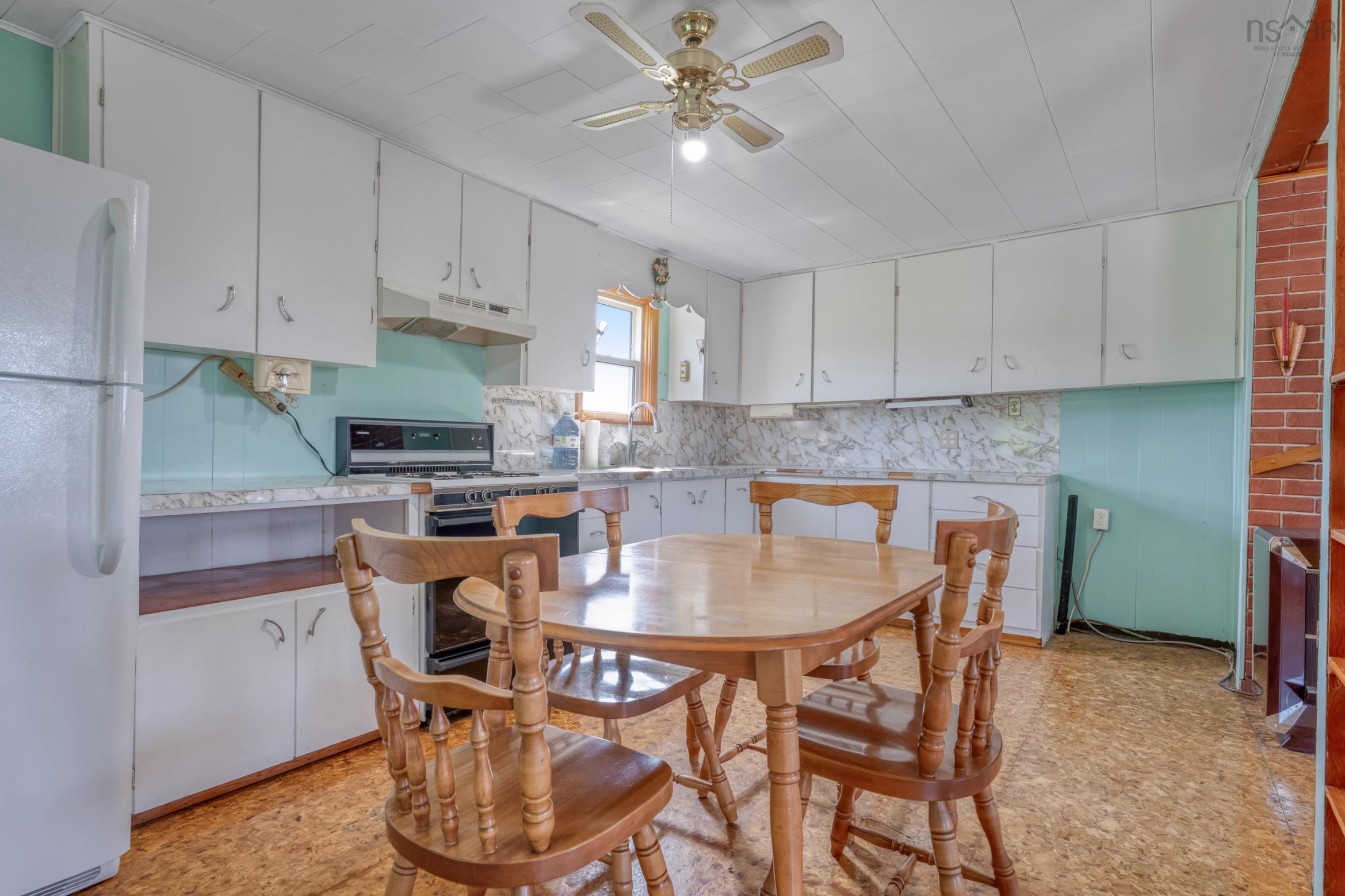 $699,000.00: 79 Mosher Road, Kingsburg