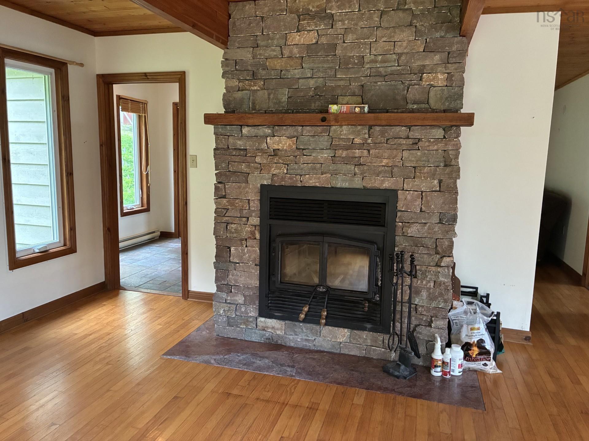 $750,000.00: 4030 Marble Mountain Road, Lime Hill