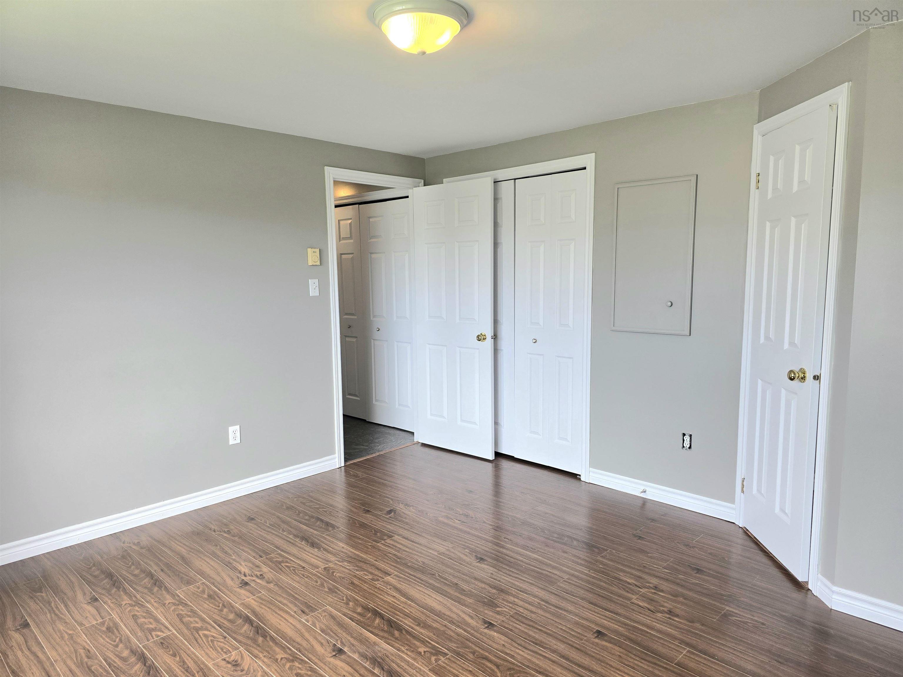 $199,900.00: 9 Highfield Ave Avenue, Lower South River