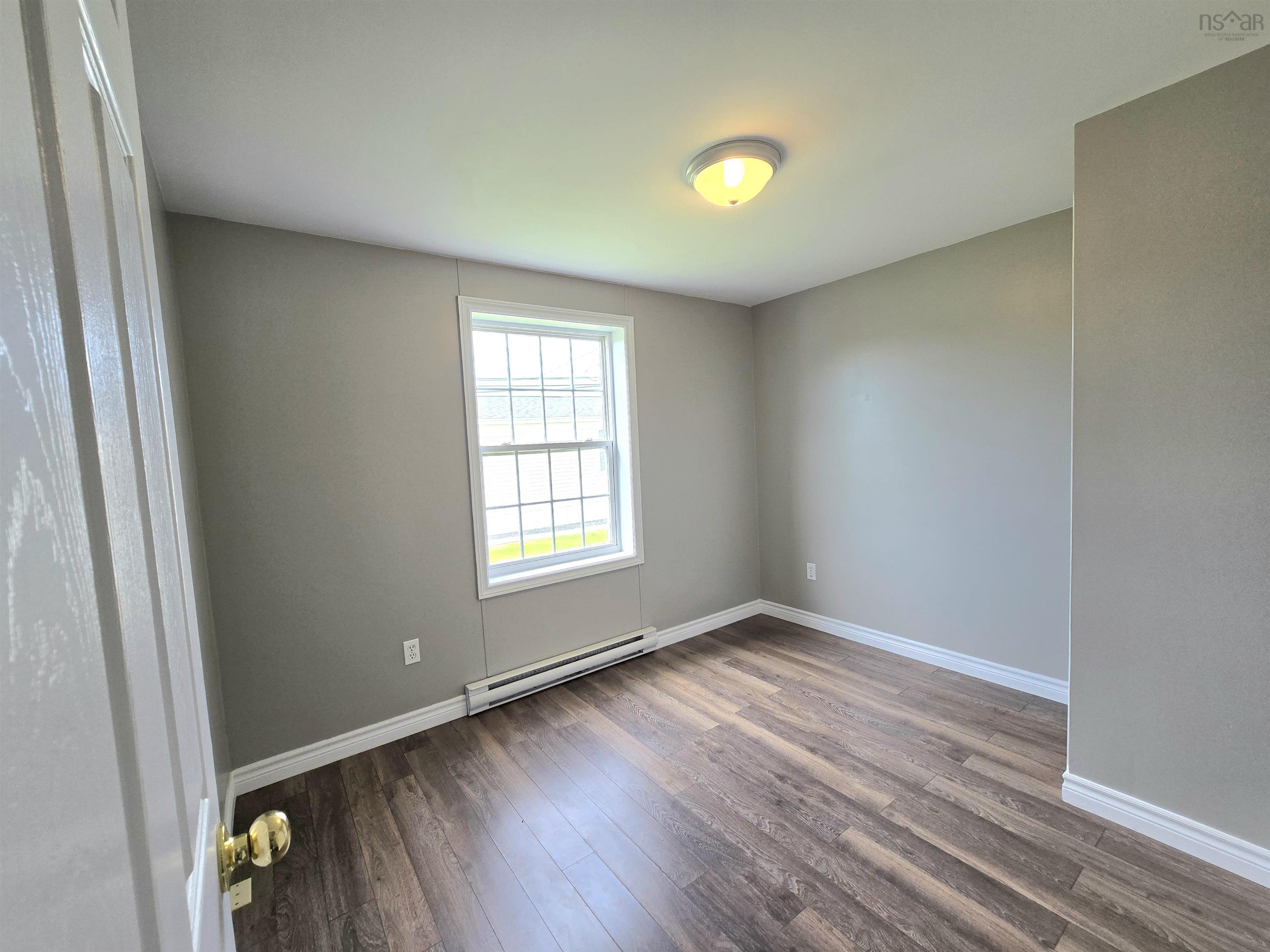 $199,900.00: 9 Highfield Ave Avenue, Lower South River