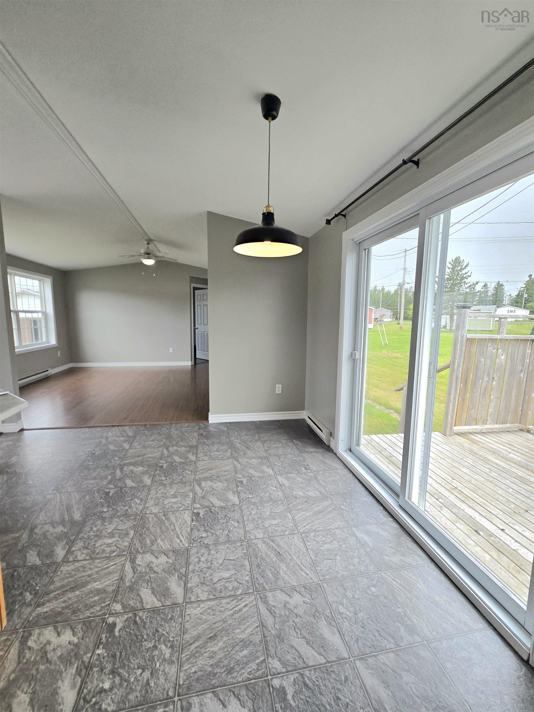 $199,900.00: 9 Highfield Ave Avenue, Lower South River
