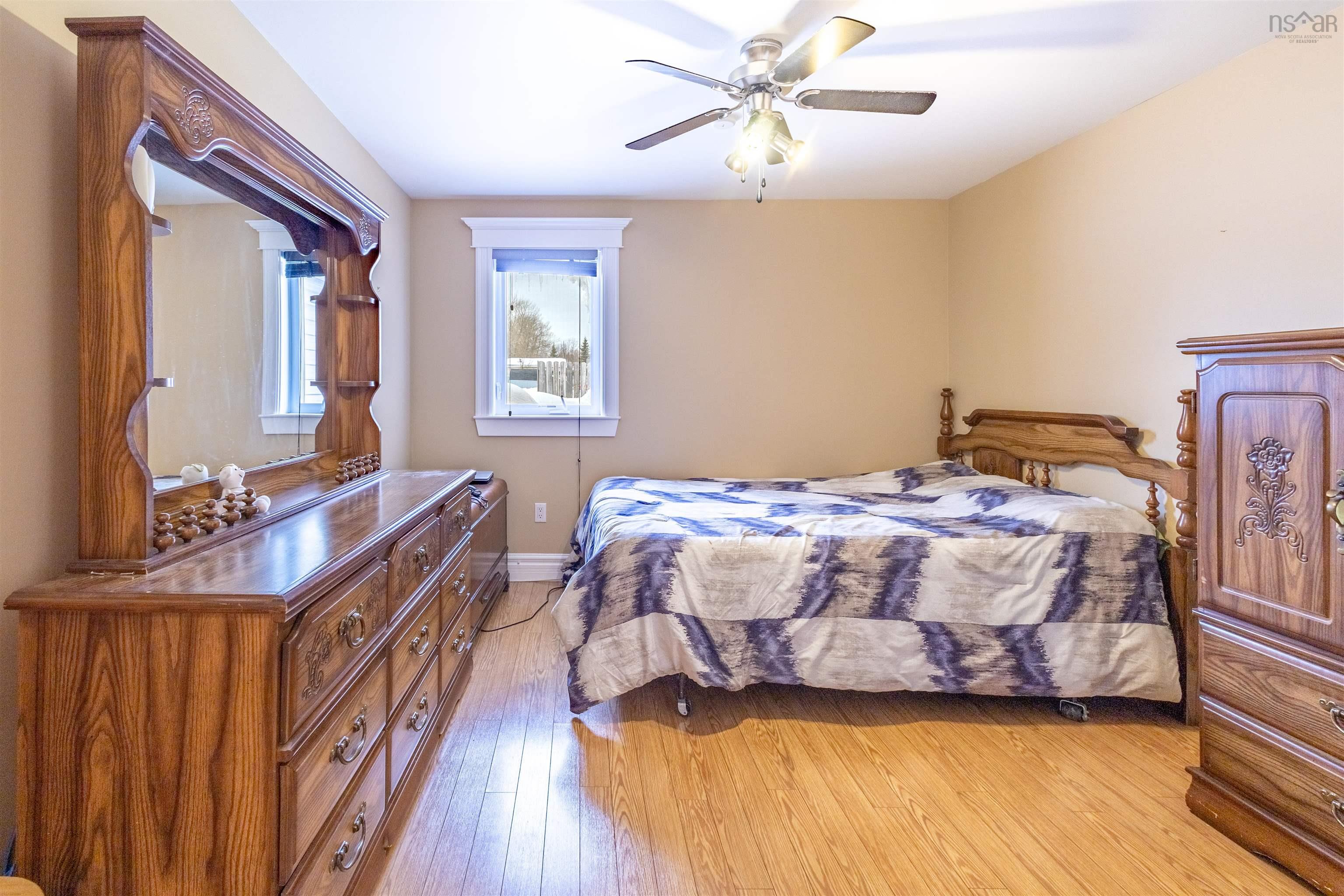 $725,000.00: 507 King Street, New Waterford